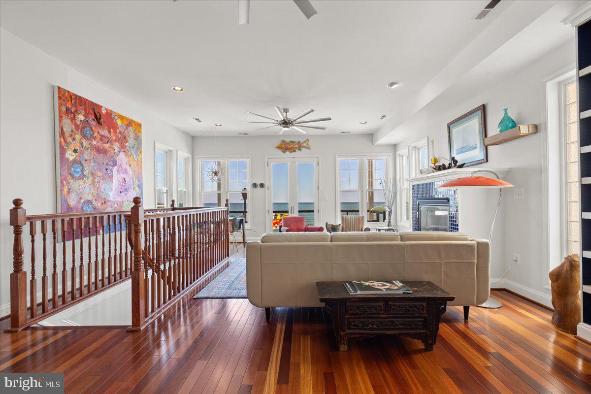 NORTH CHESAPEAKE BEACH - Residential