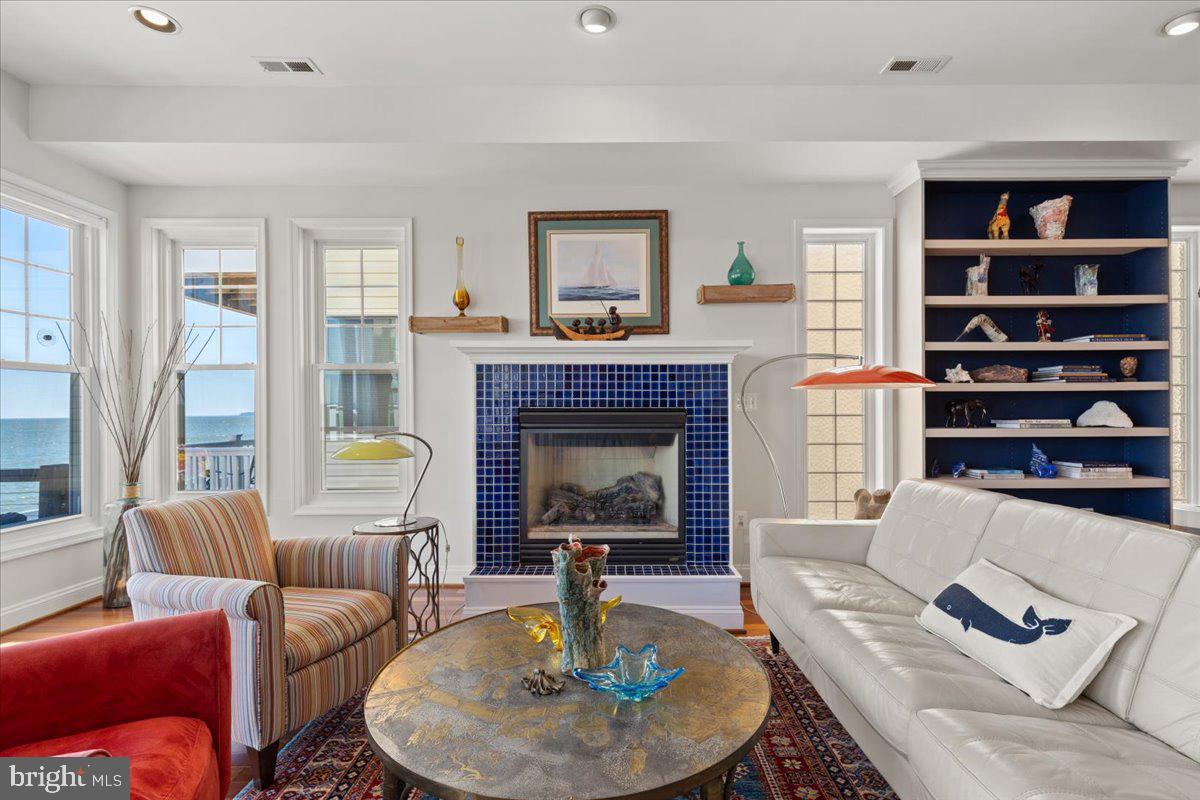 NORTH CHESAPEAKE BEACH - Residential