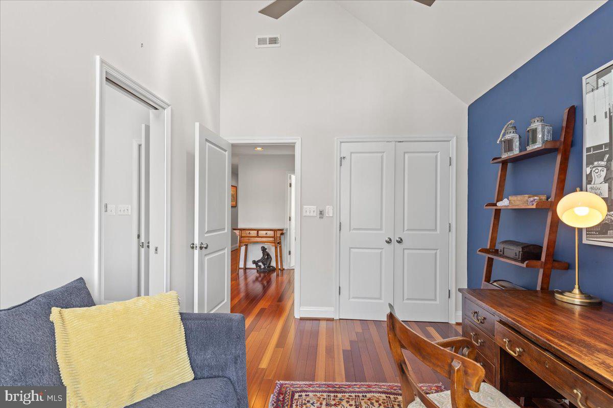 NORTH CHESAPEAKE BEACH - Residential