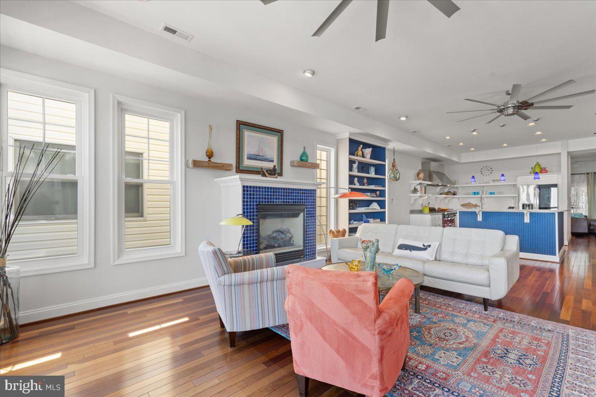 NORTH CHESAPEAKE BEACH - Residential