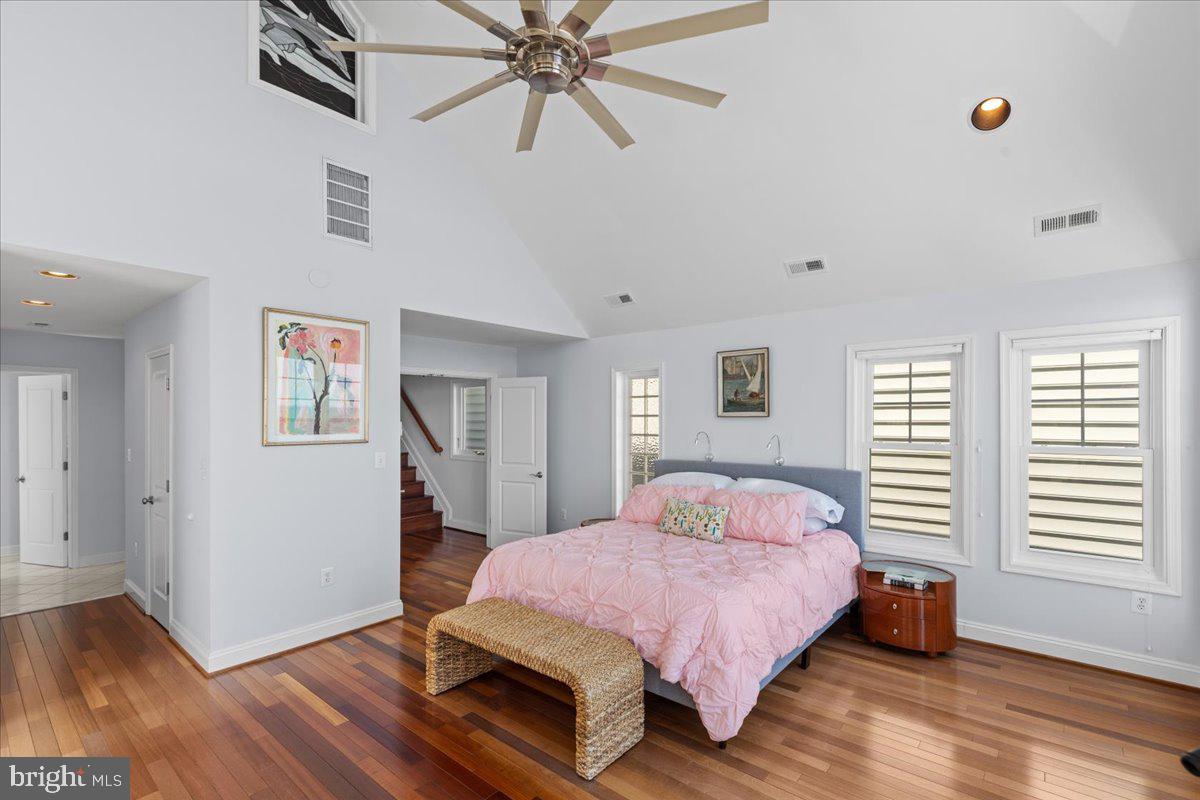 NORTH CHESAPEAKE BEACH - Residential