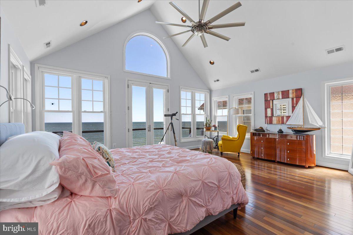 NORTH CHESAPEAKE BEACH - Residential