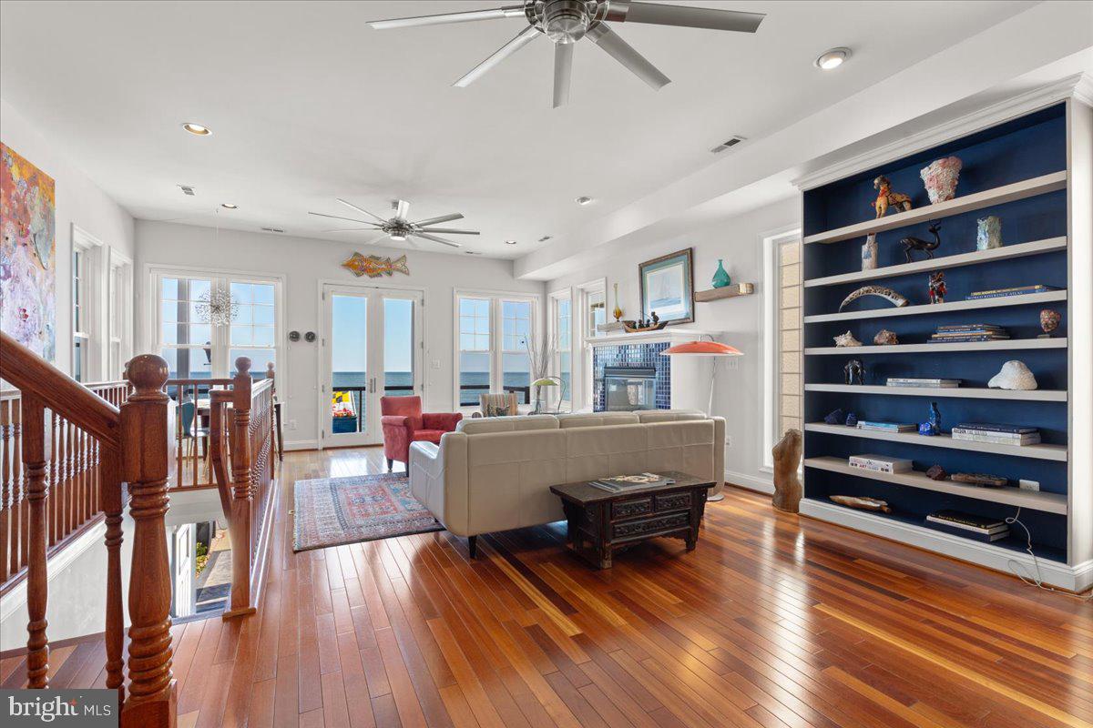 NORTH CHESAPEAKE BEACH - Residential