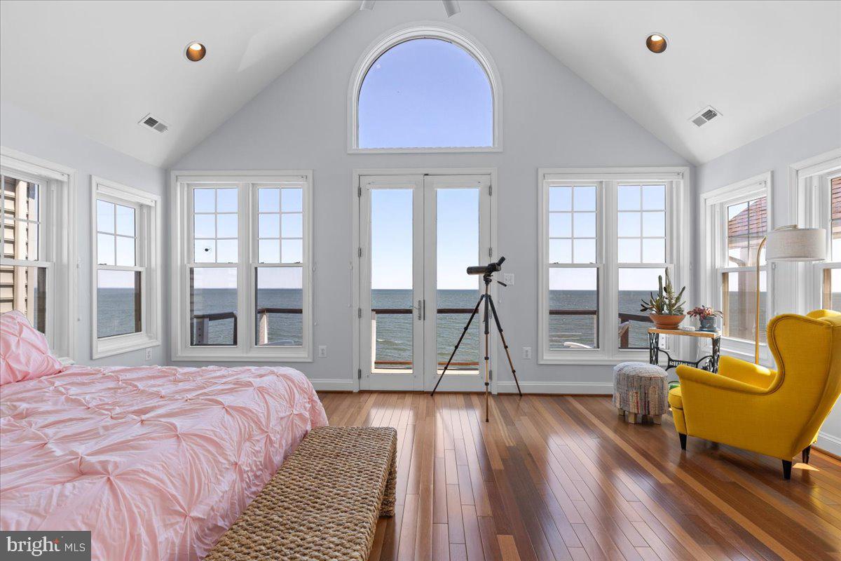 NORTH CHESAPEAKE BEACH - Residential