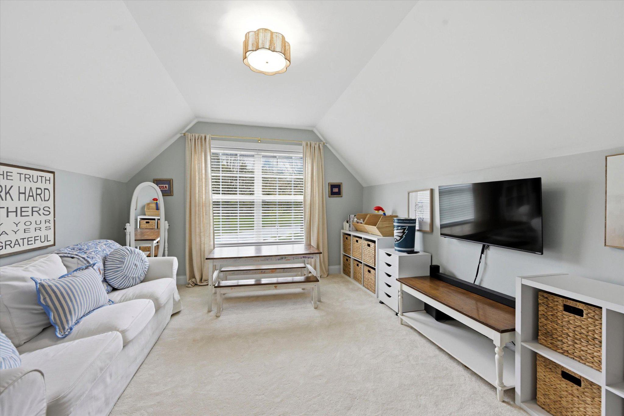 AUBURN HILLS - Residential