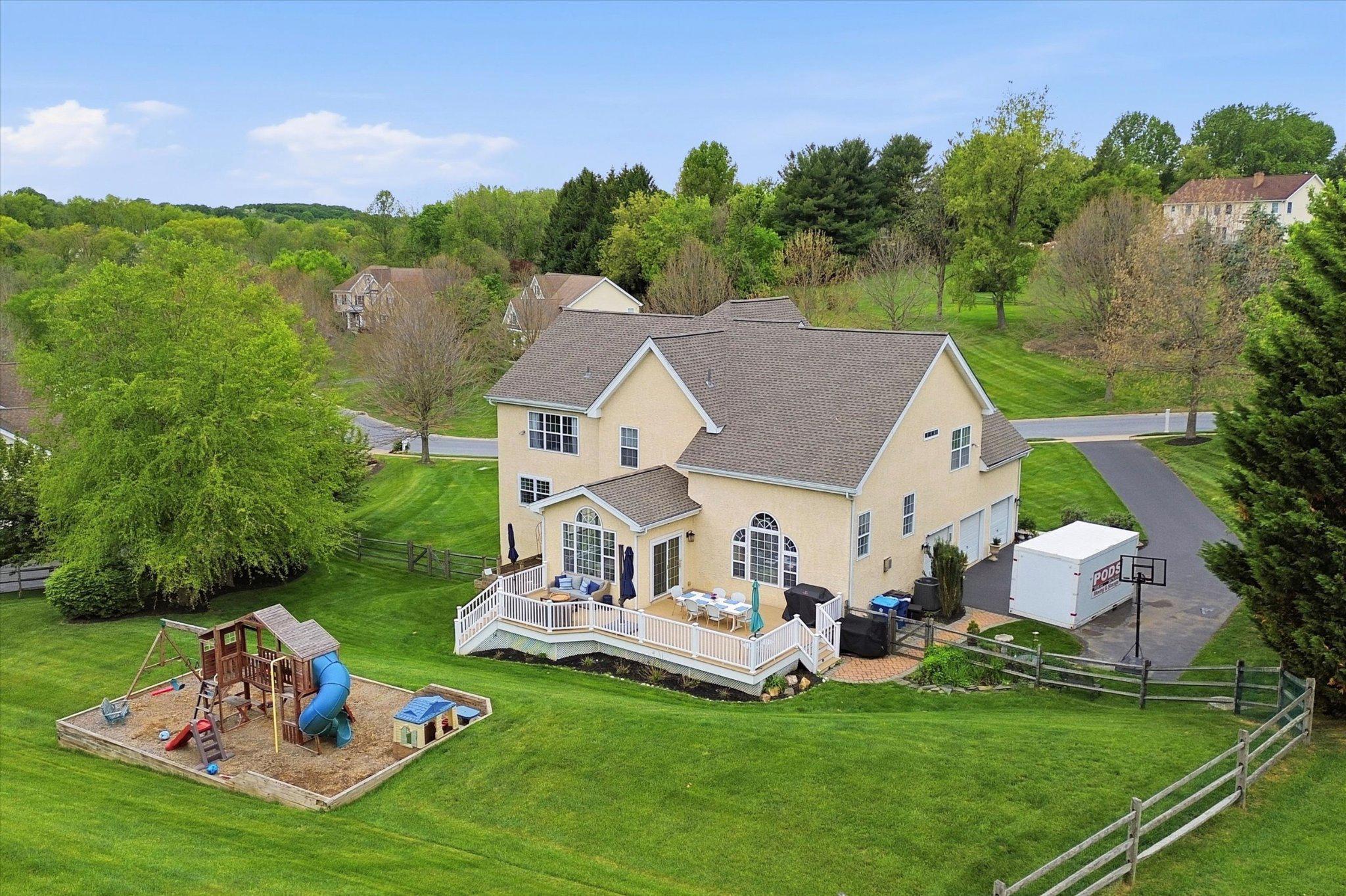 AUBURN HILLS - Residential