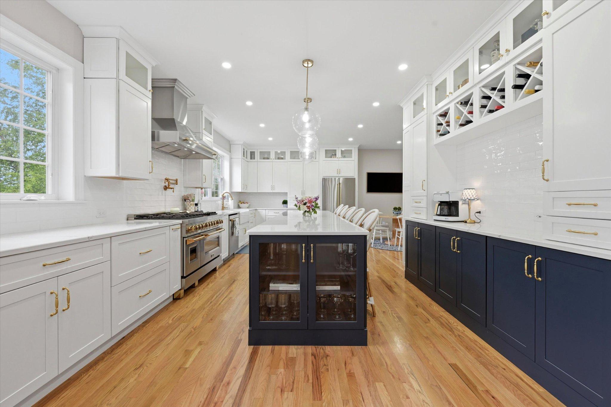 AUBURN HILLS - Residential