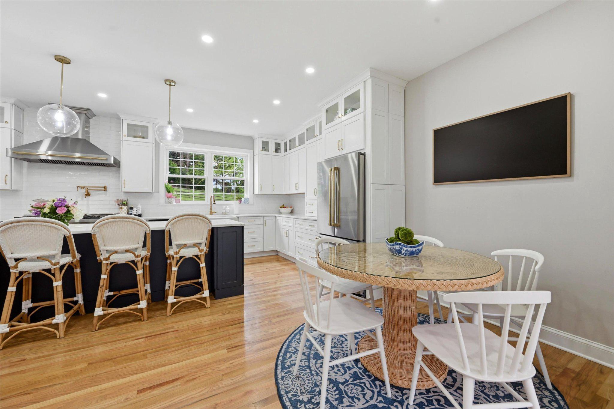AUBURN HILLS - Residential