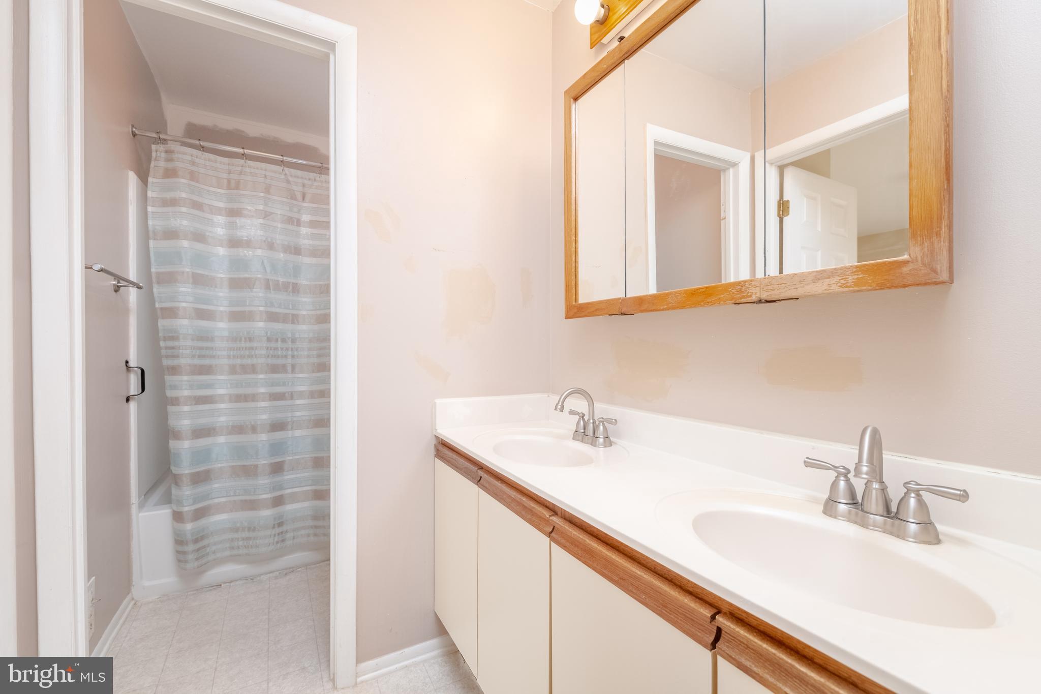 GLYNDON GREENS - Residential