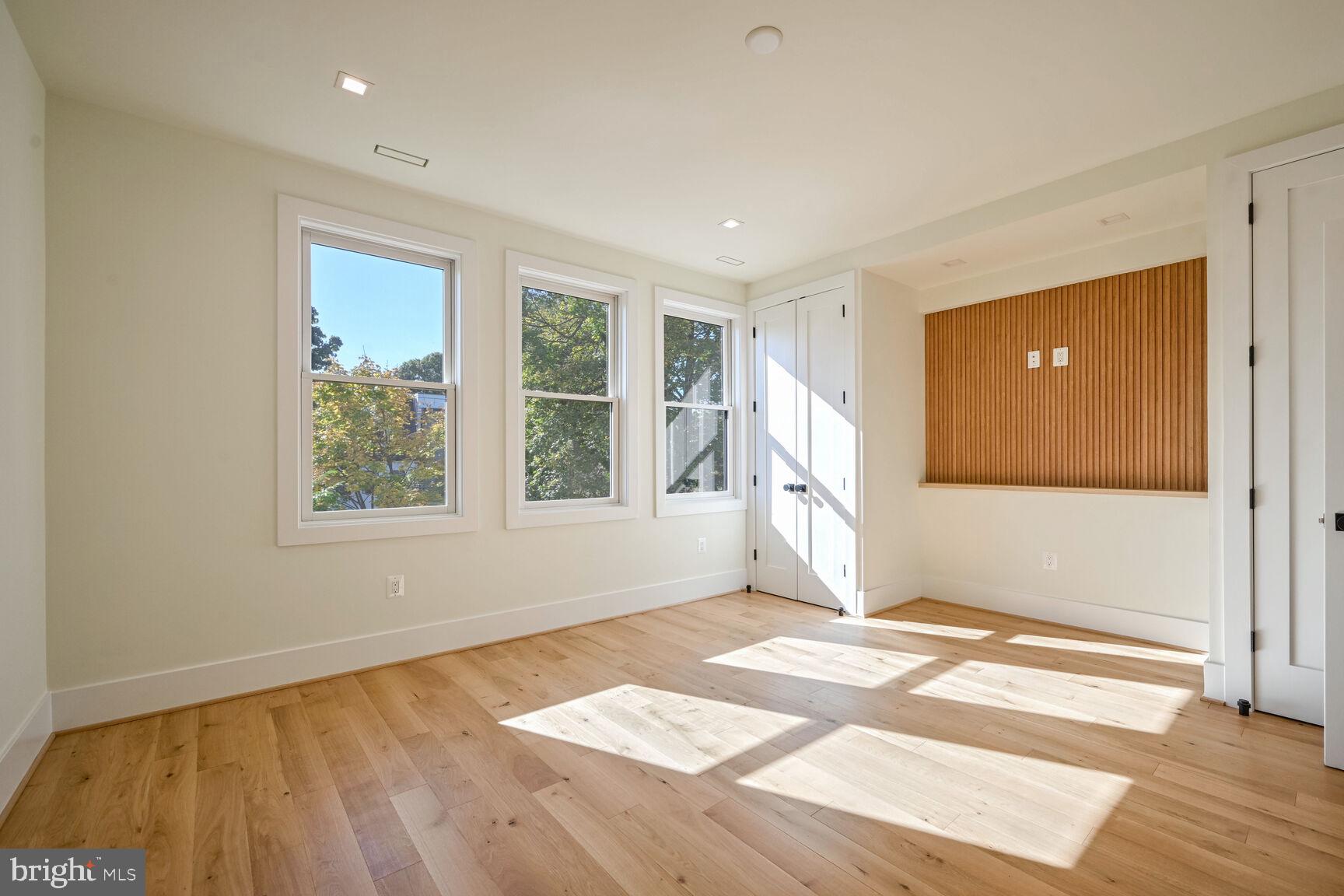 BURLEITH - Residential