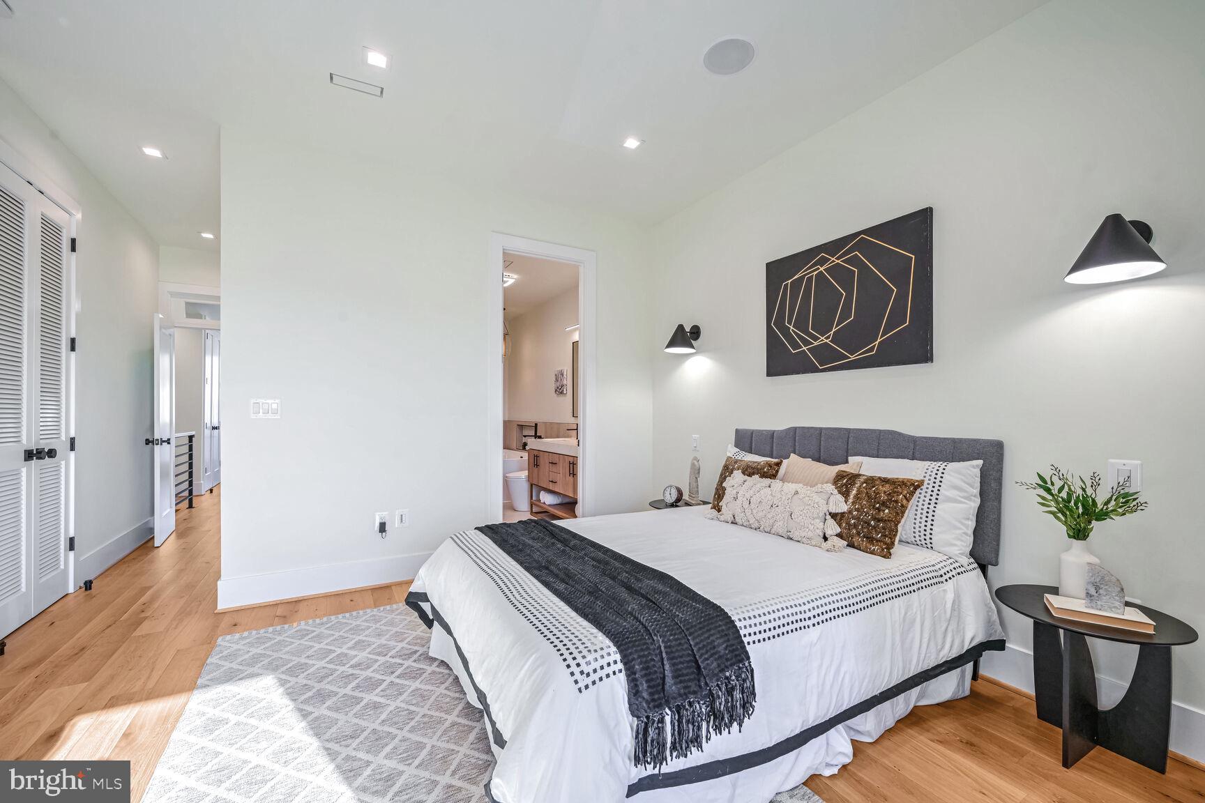 BURLEITH - Residential