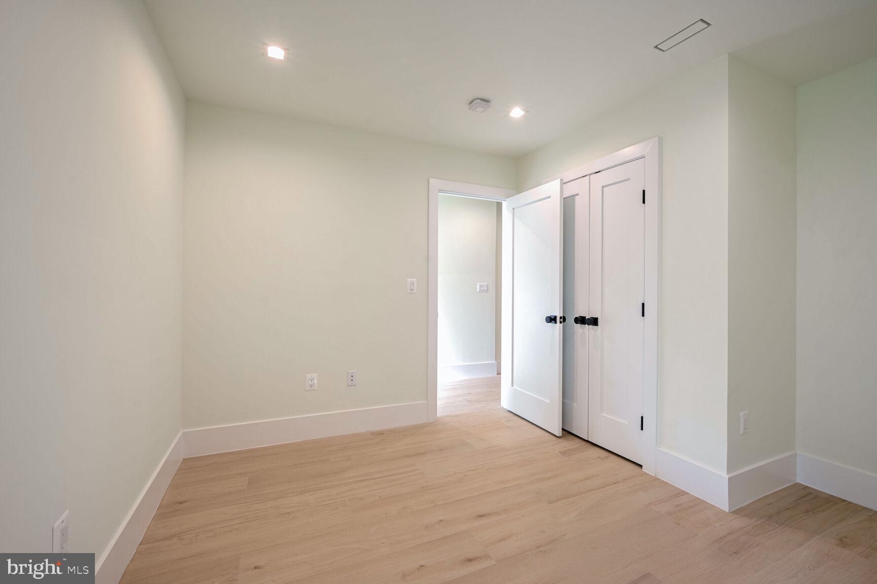 BURLEITH - Residential