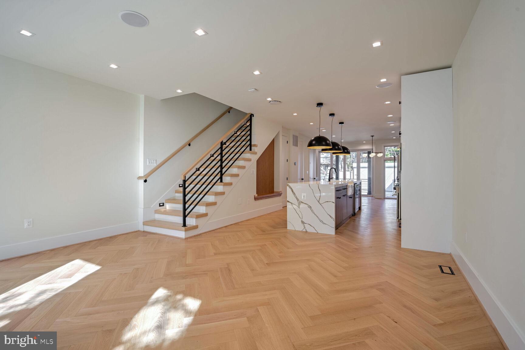 BURLEITH - Residential