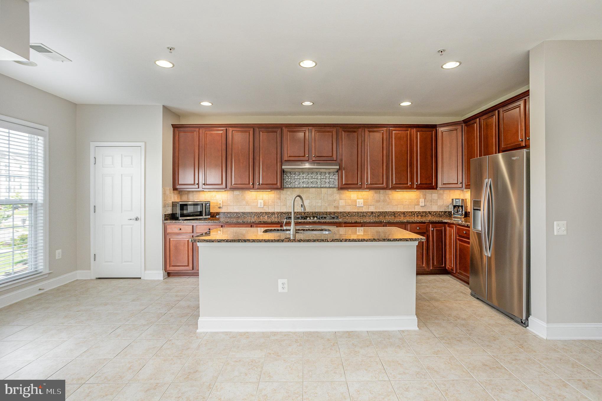 POTOMAC CLUB - Residential