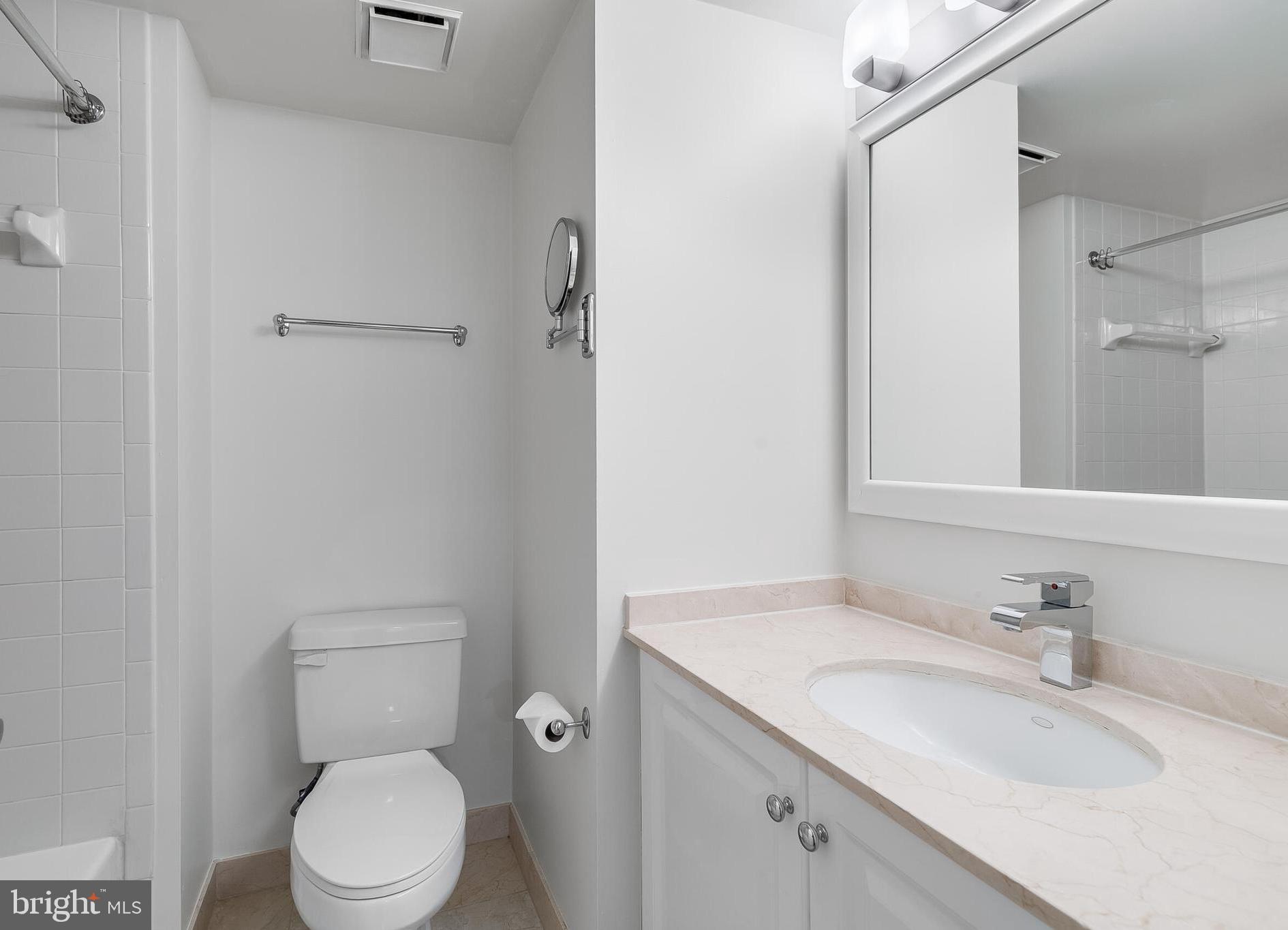 10101 GROSVENOR PLACE 1519