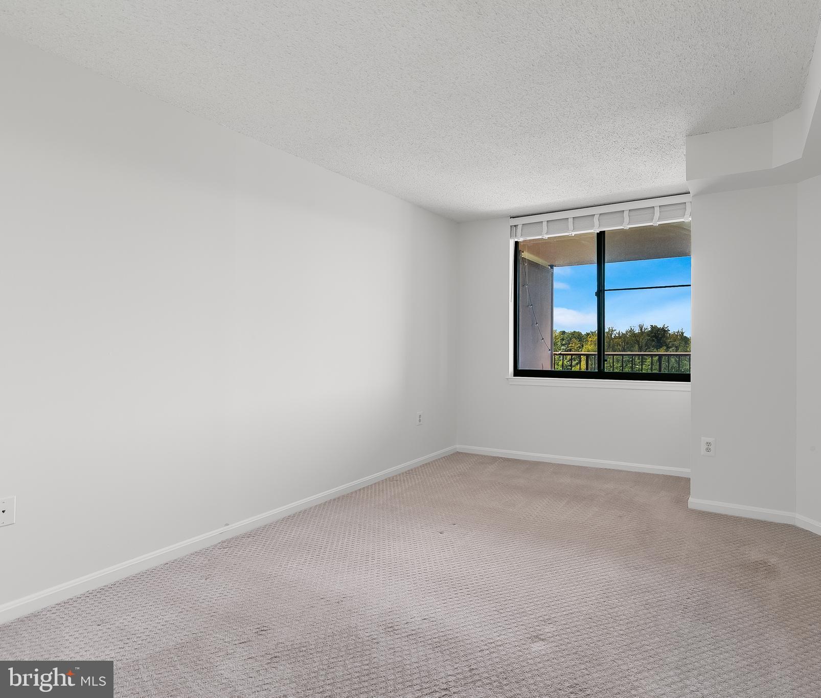 10101 GROSVENOR PLACE 1519