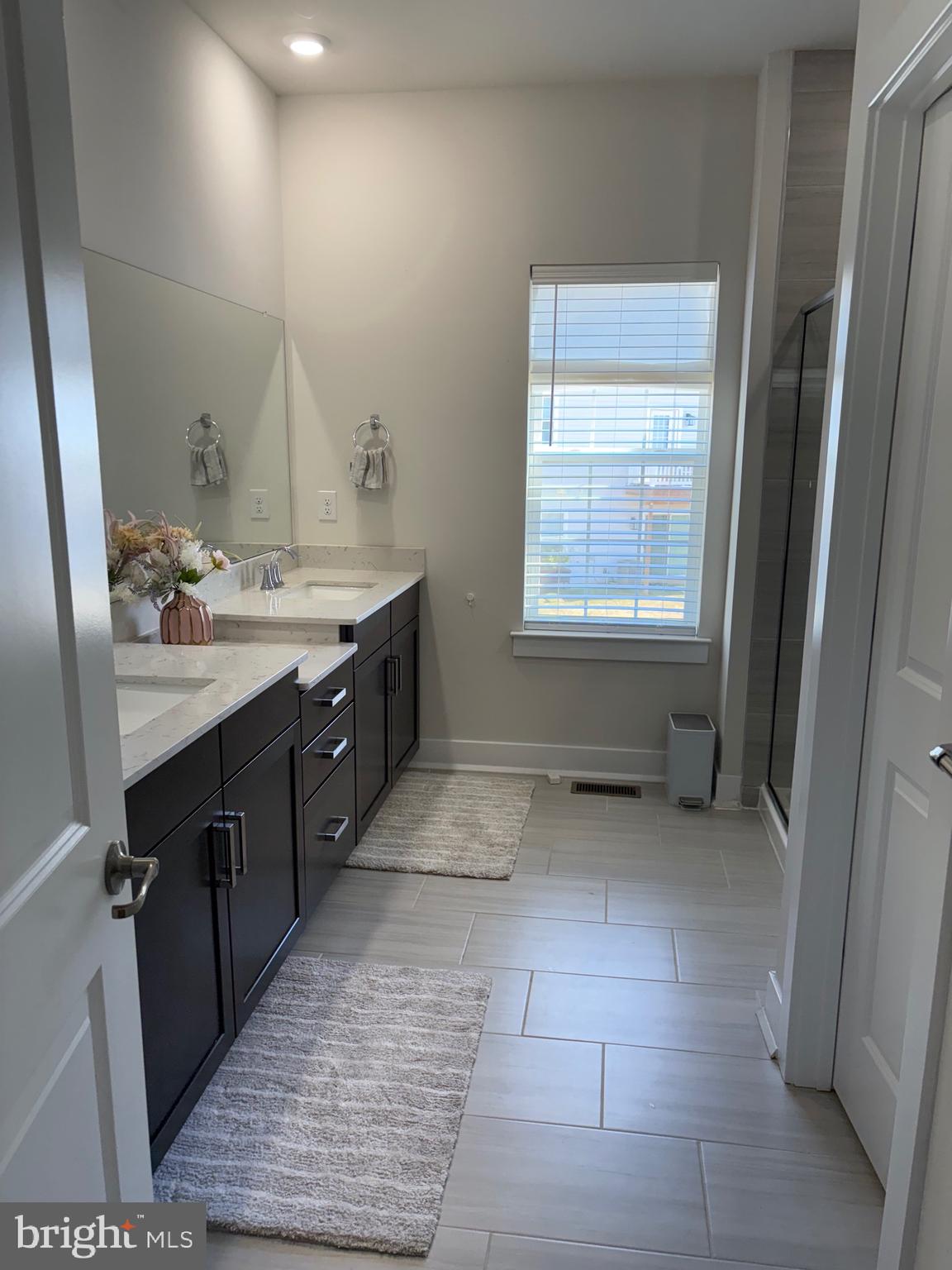 LOCHIEL FARM - Residential Lease