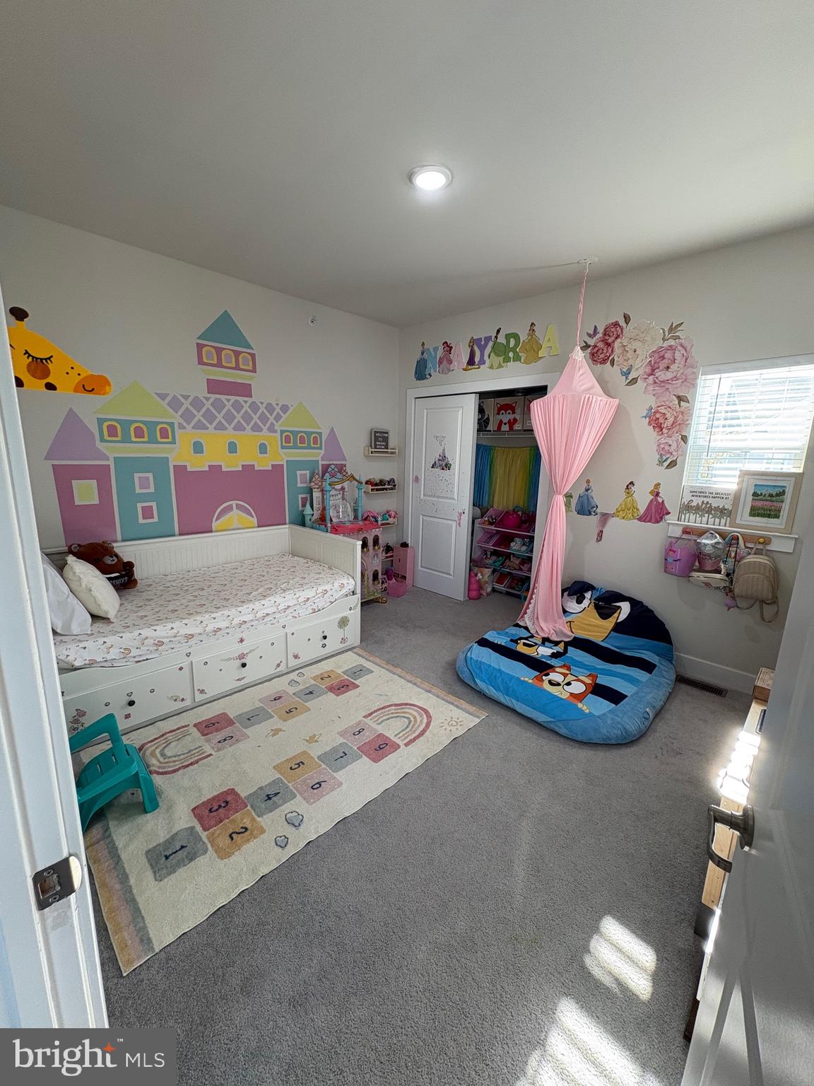 LOCHIEL FARM - Residential Lease