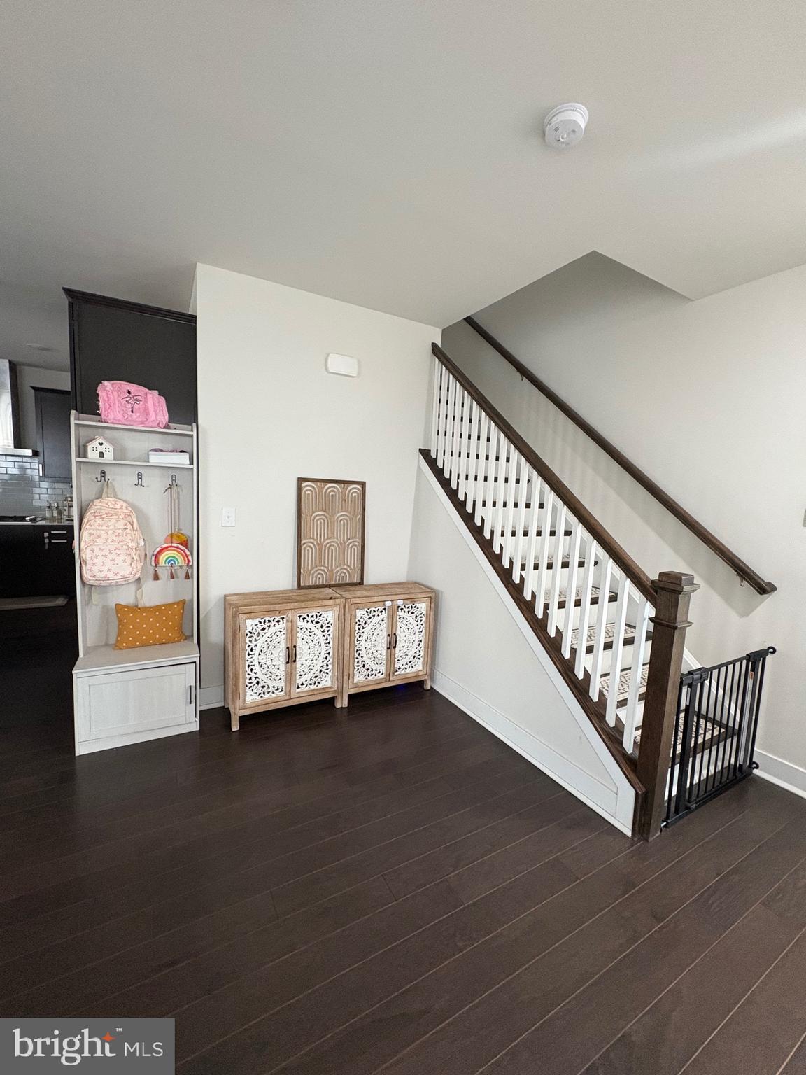 LOCHIEL FARM - Residential Lease