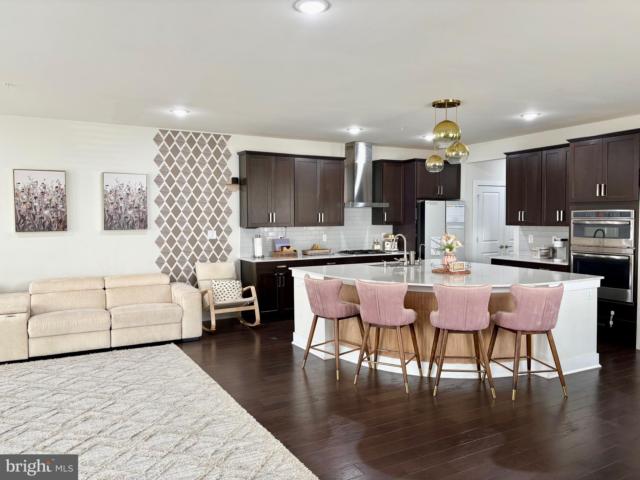 LOCHIEL FARM - Residential Lease