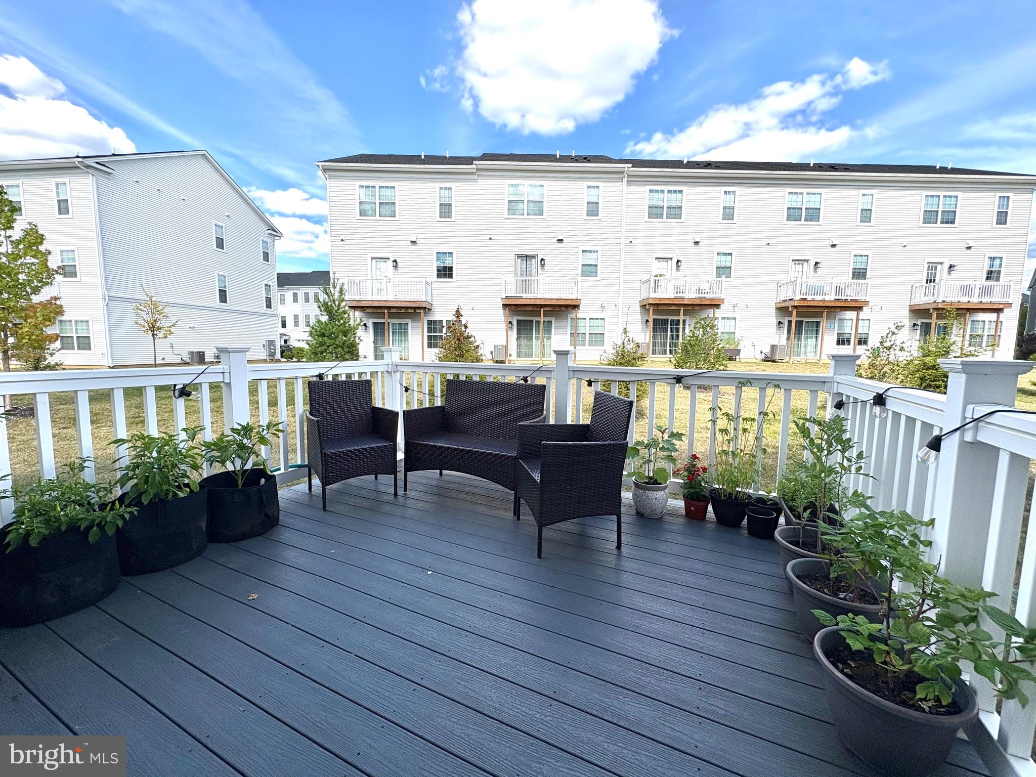 LOCHIEL FARM - Residential Lease