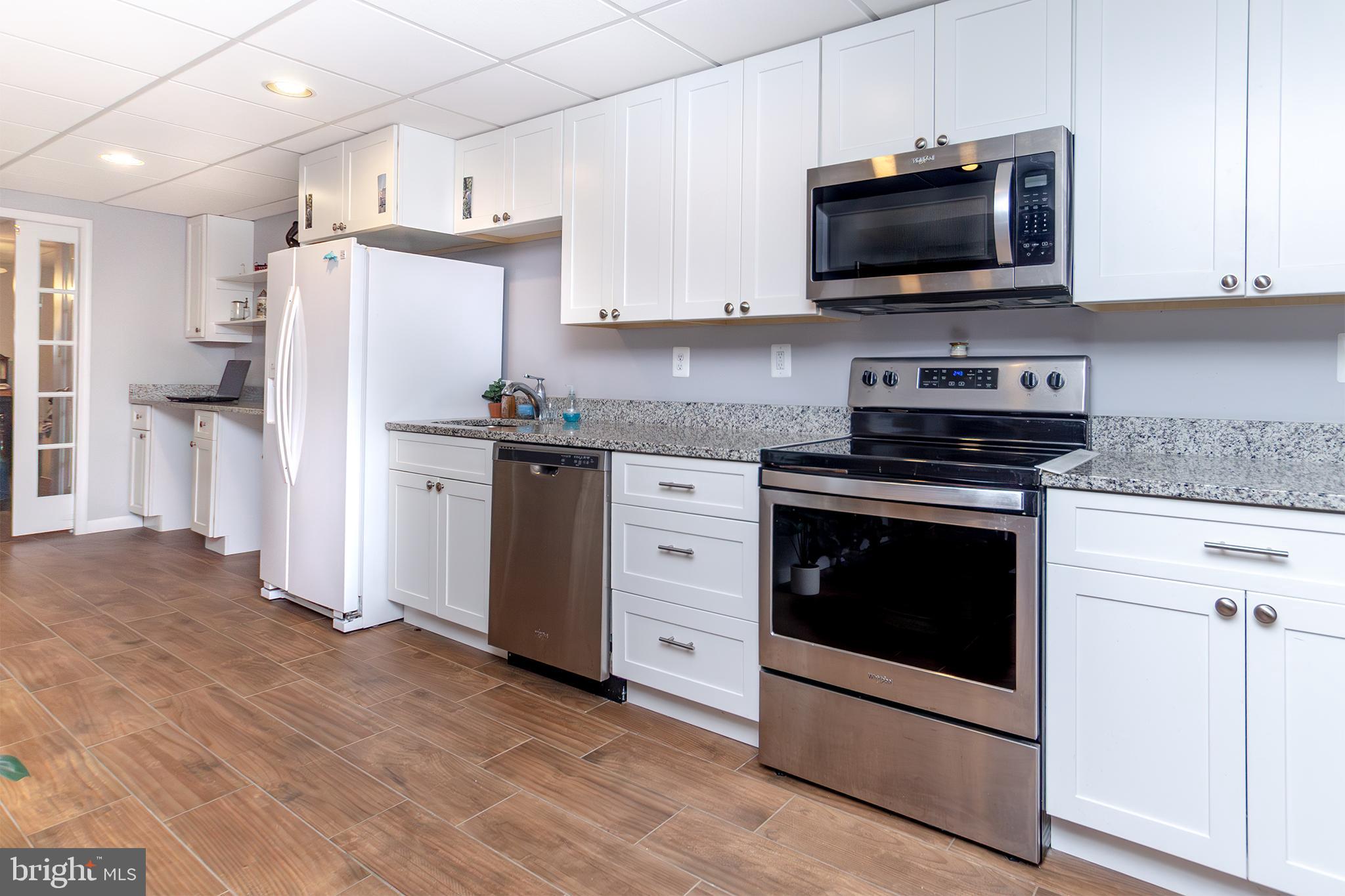 BRENTWOOD PARK - Residential