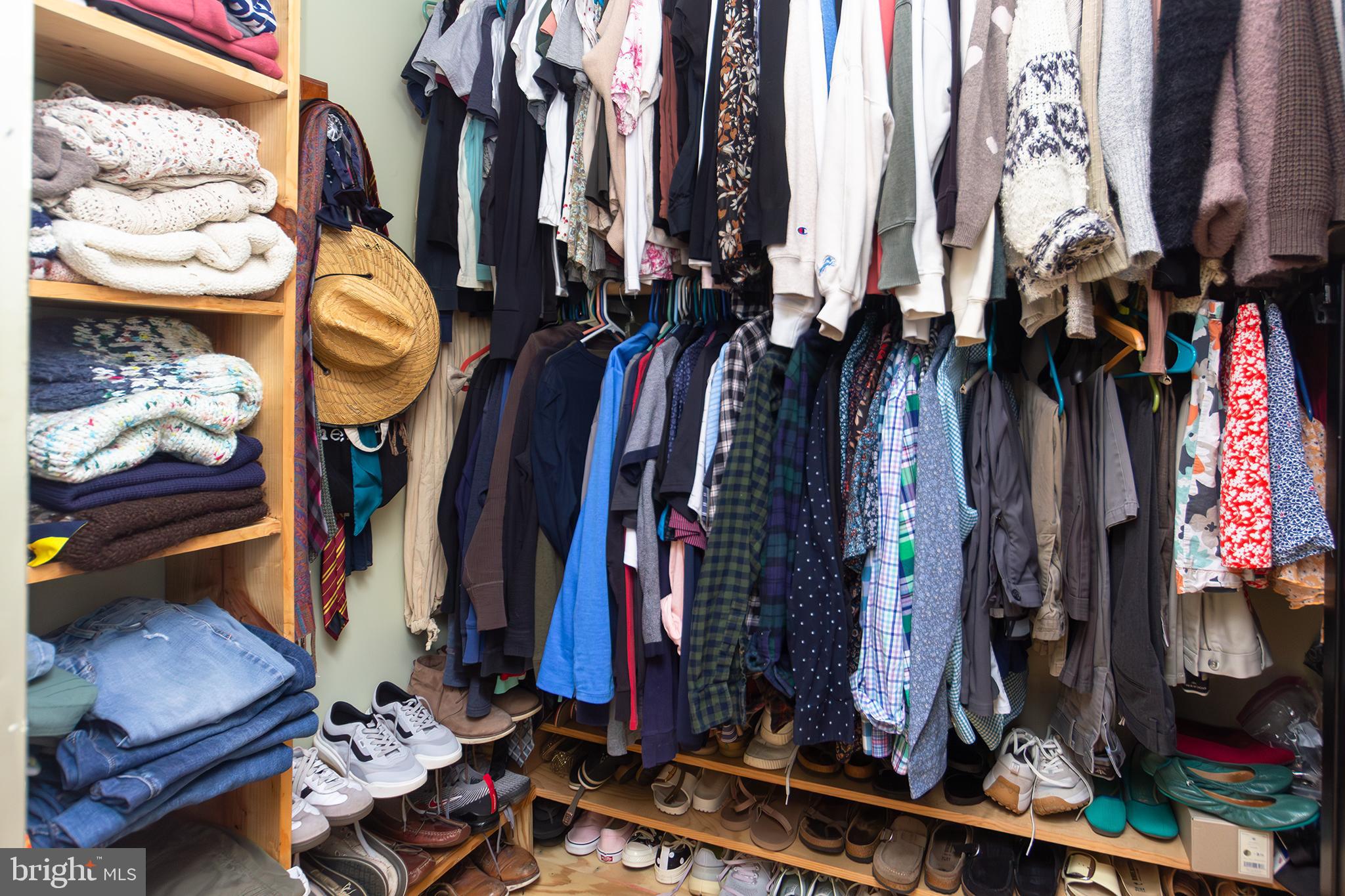 BRENTWOOD PARK - Residential