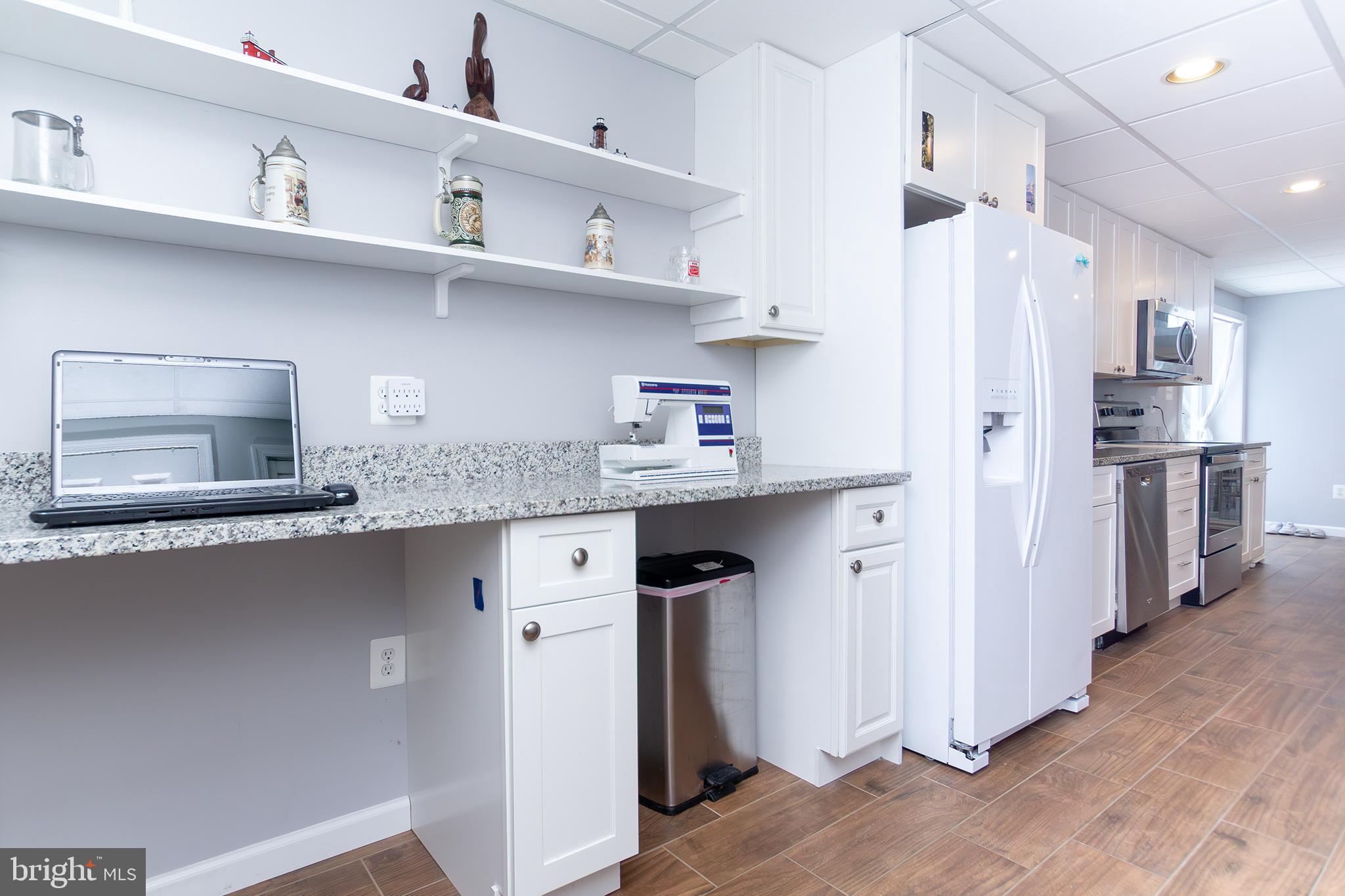 BRENTWOOD PARK - Residential