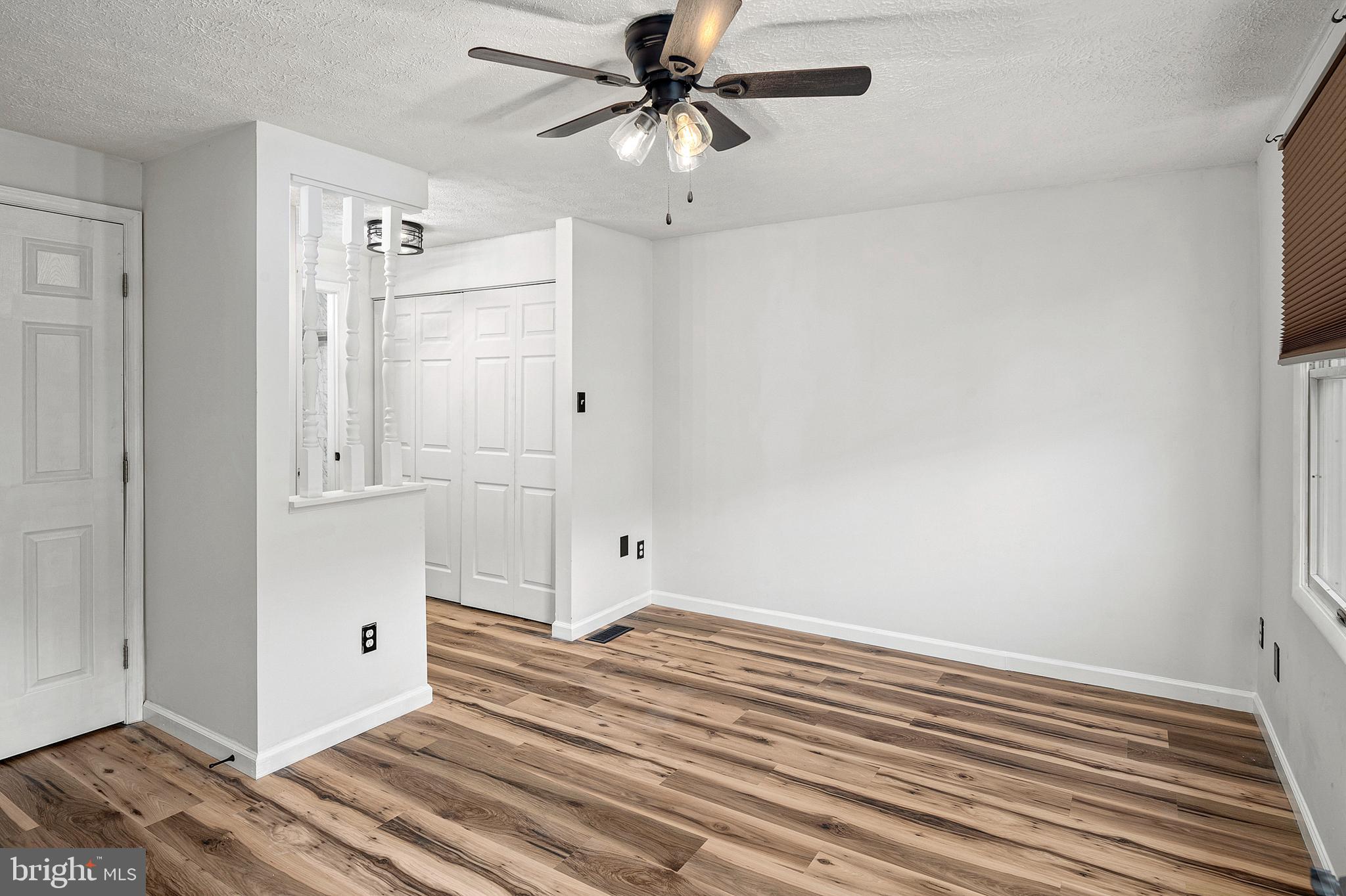 HARMANS WOODS - Residential