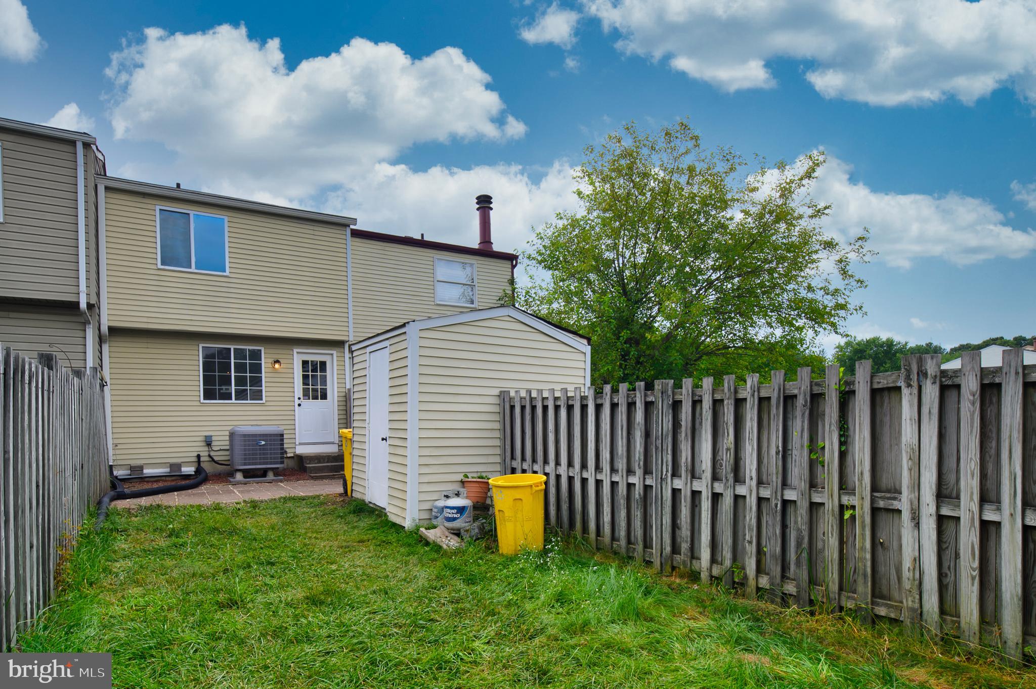 HARMANS WOODS - Residential