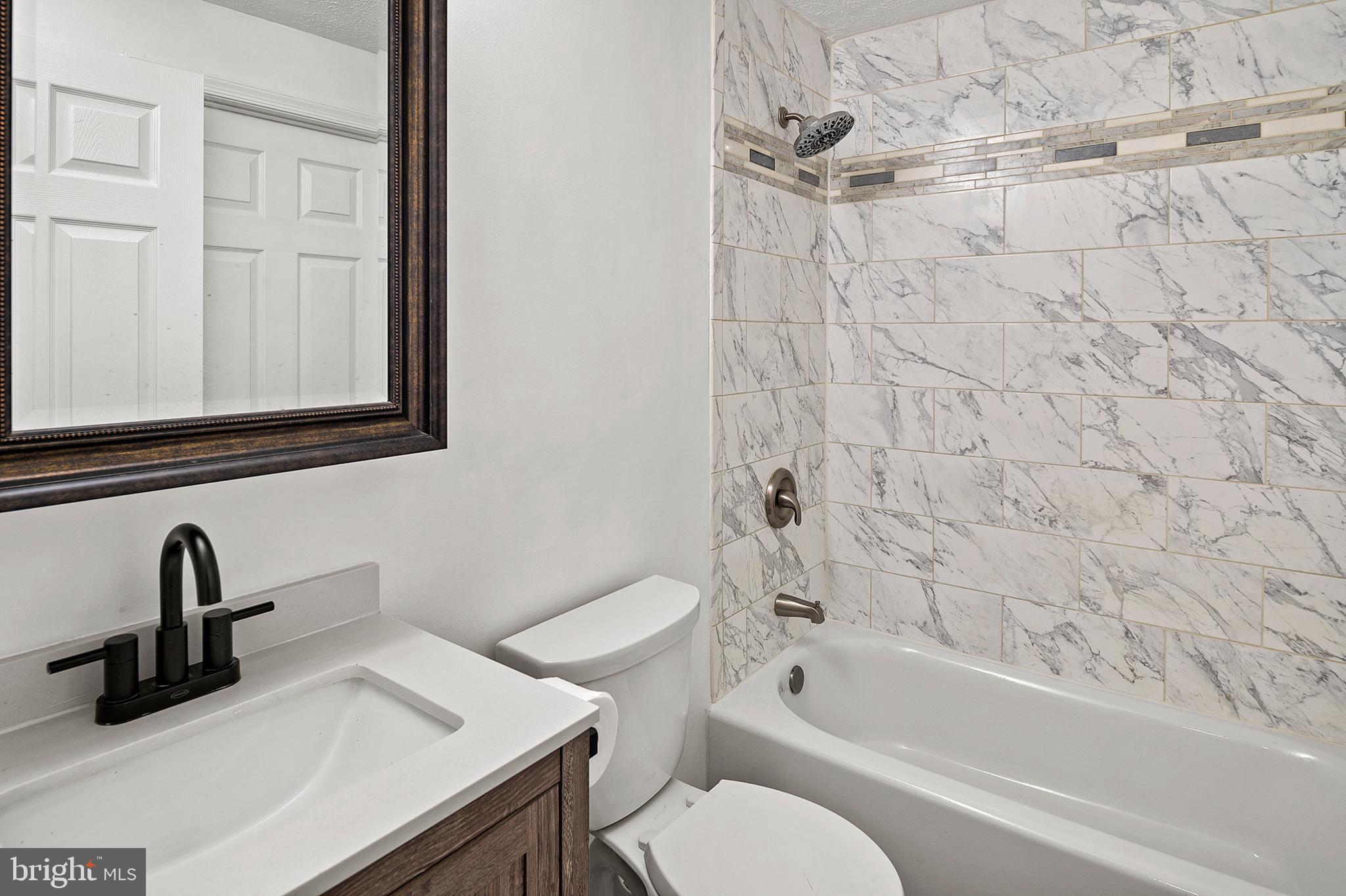 HARMANS WOODS - Residential