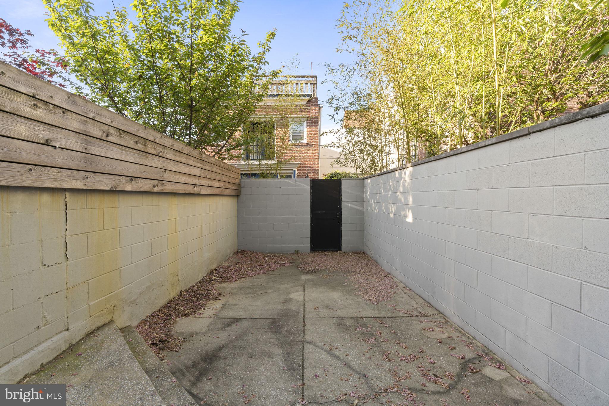 BELLA VISTA - Residential