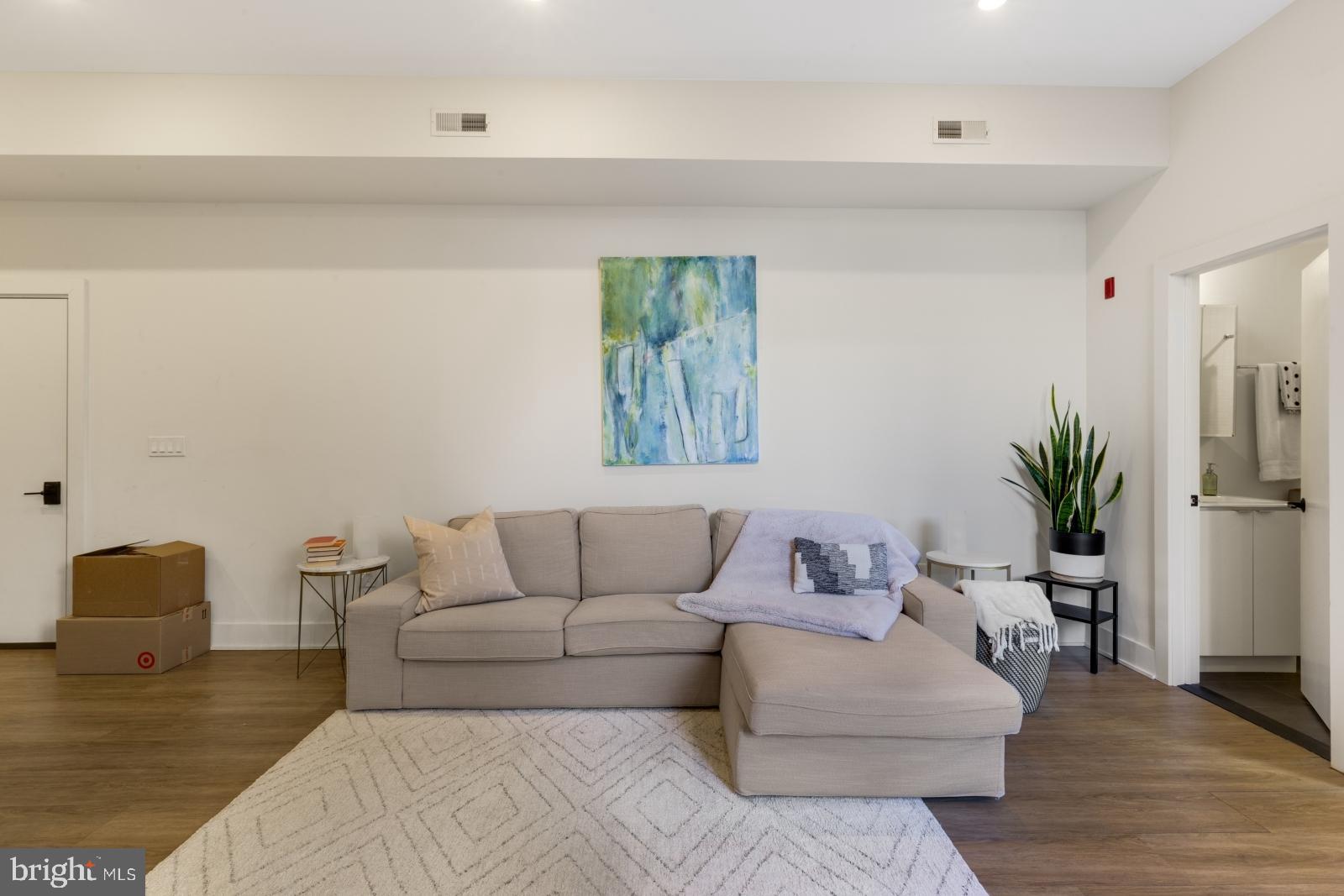 EAST PASSYUNK CROSSING - Residential Lease