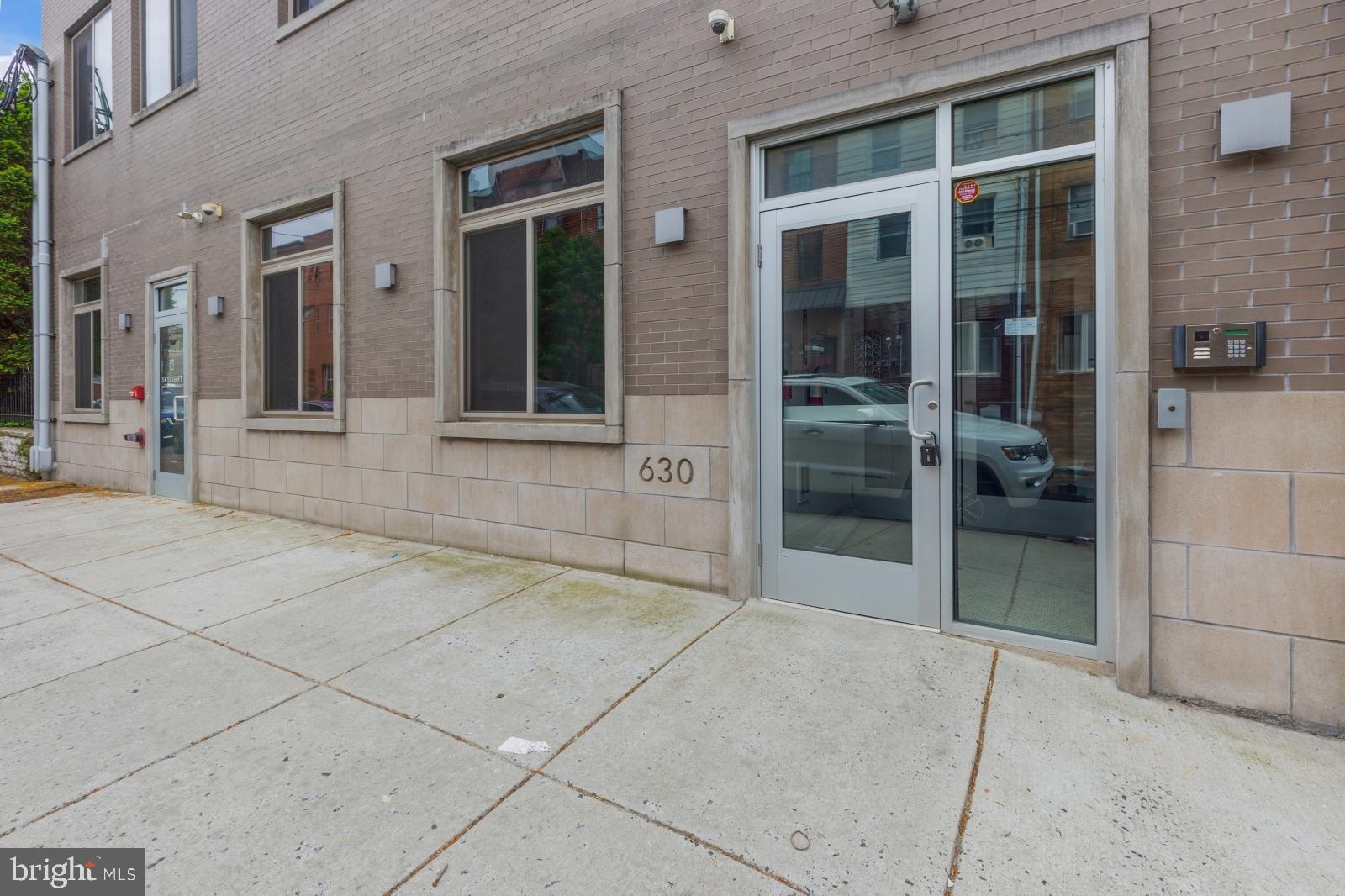 EAST PASSYUNK CROSSING - Residential Lease