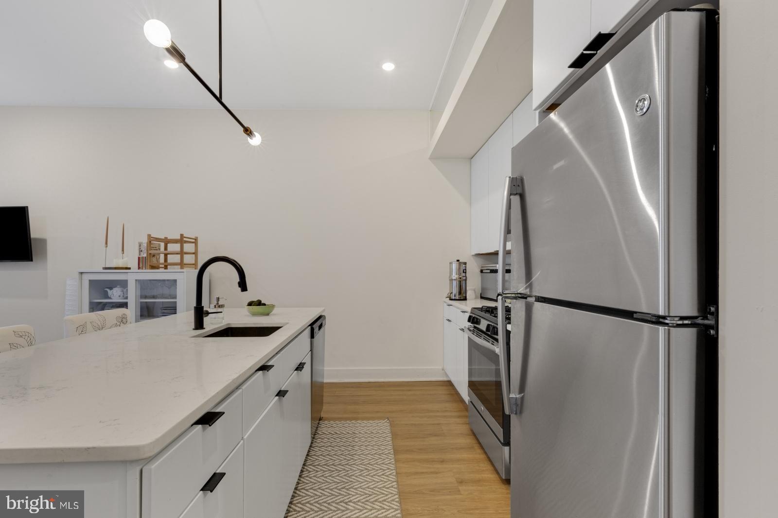 EAST PASSYUNK CROSSING - Residential Lease