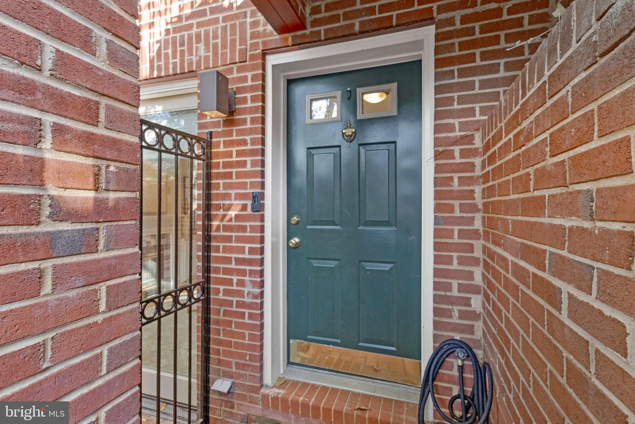 2413 20TH STREET NW 1