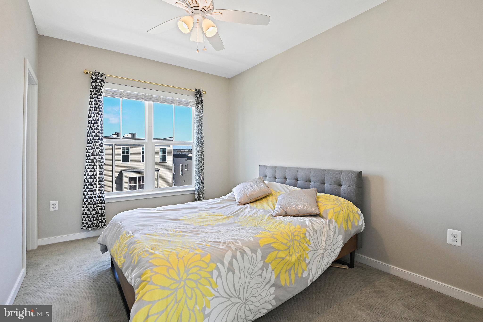 BRAMBLETON TOWN CENTER - Residential