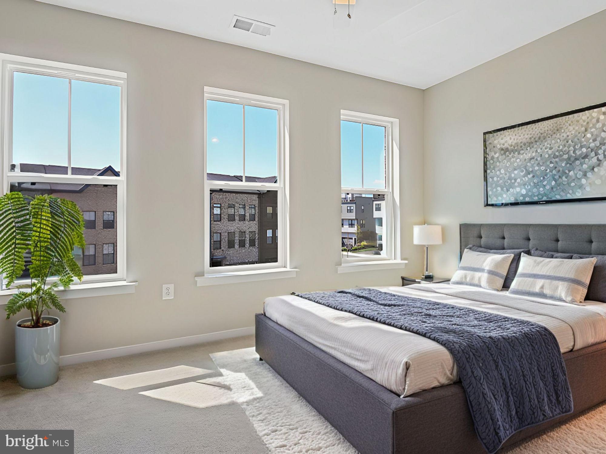 BRAMBLETON TOWN CENTER - Residential