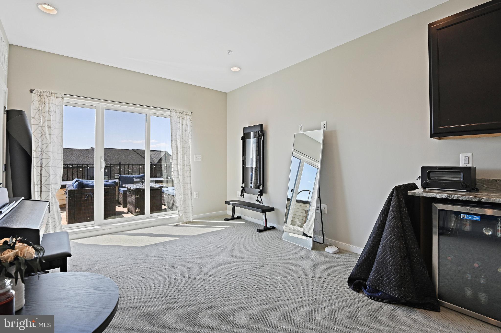 BRAMBLETON TOWN CENTER - Residential