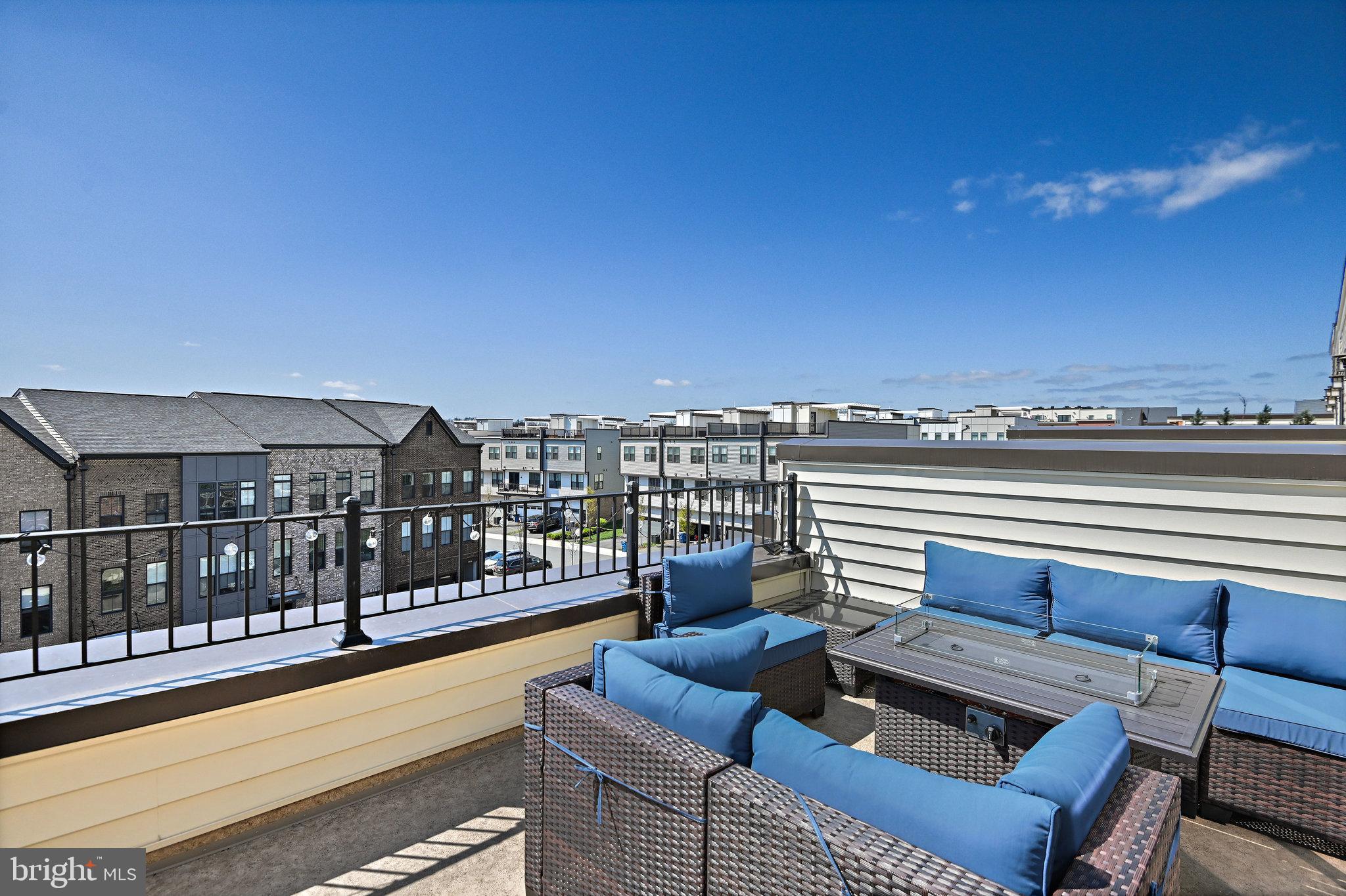 BRAMBLETON TOWN CENTER - Residential