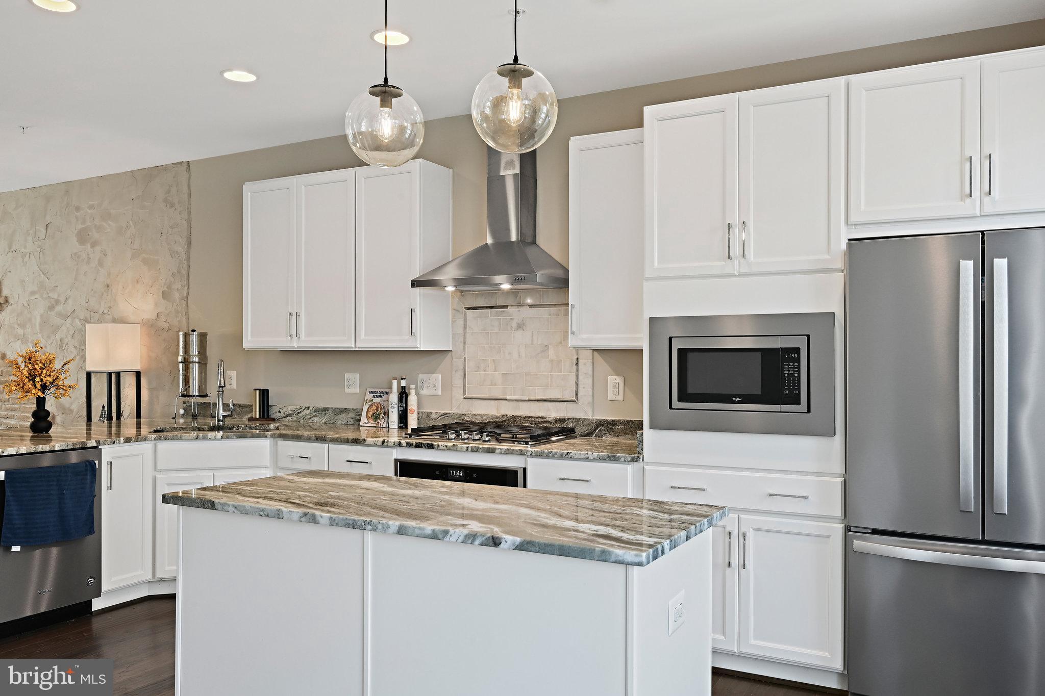 BRAMBLETON TOWN CENTER - Residential