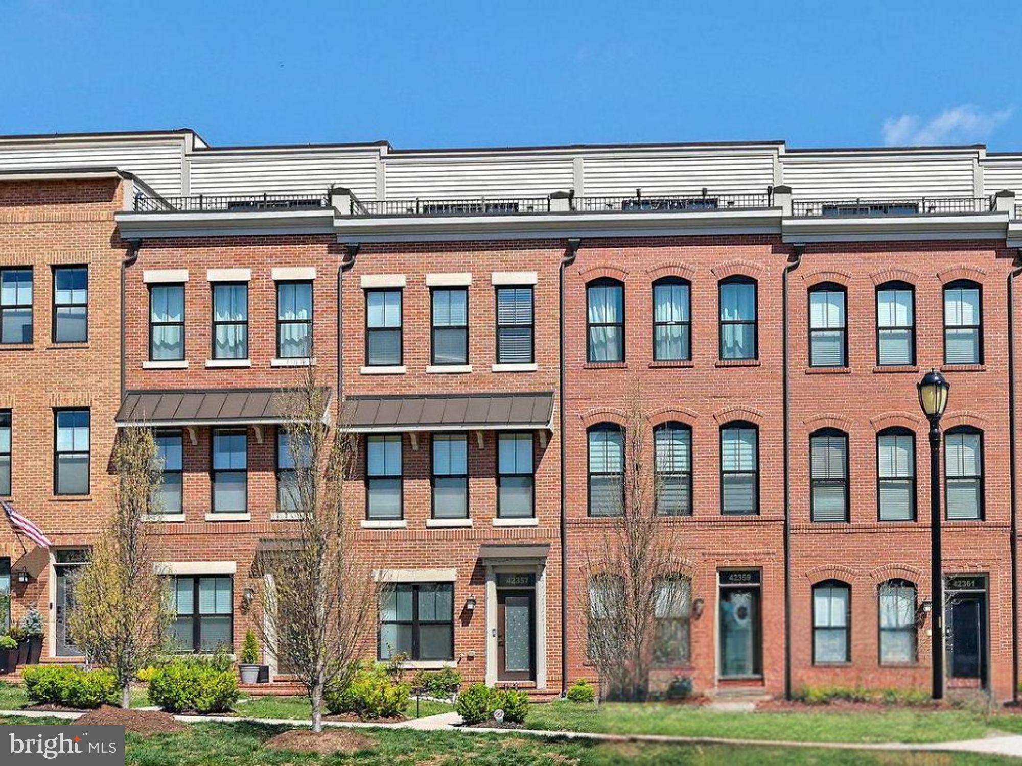 BRAMBLETON TOWN CENTER - Residential