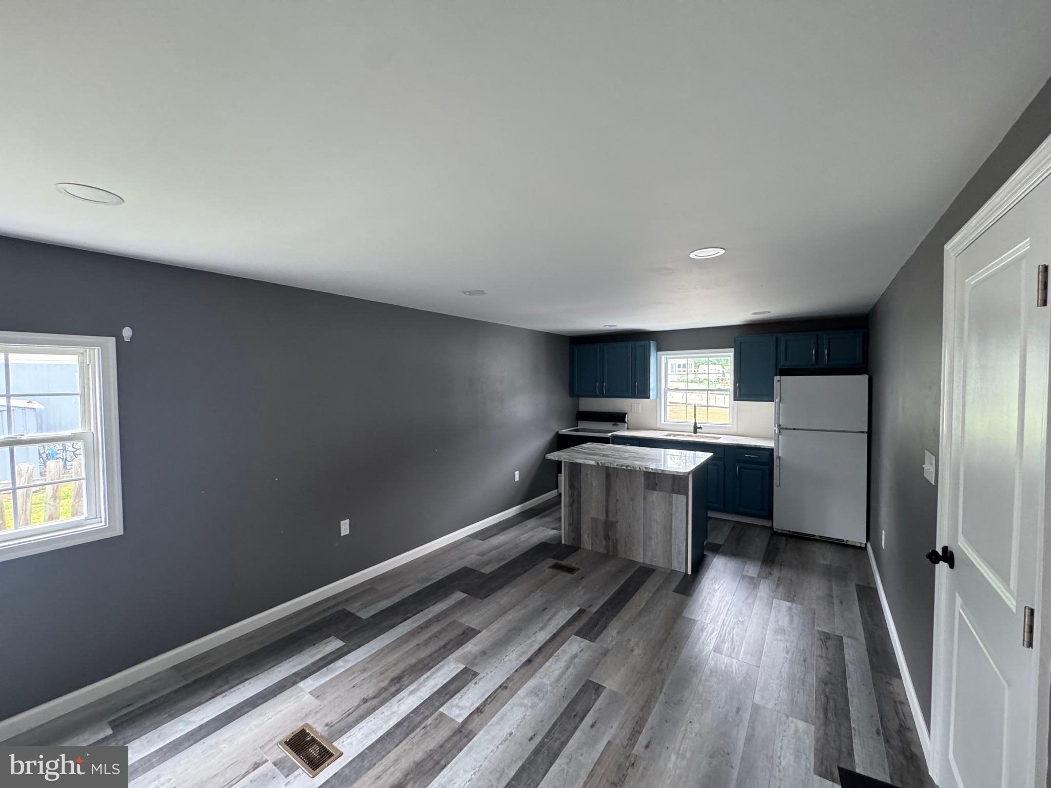 NORTH HAVEN - Residential