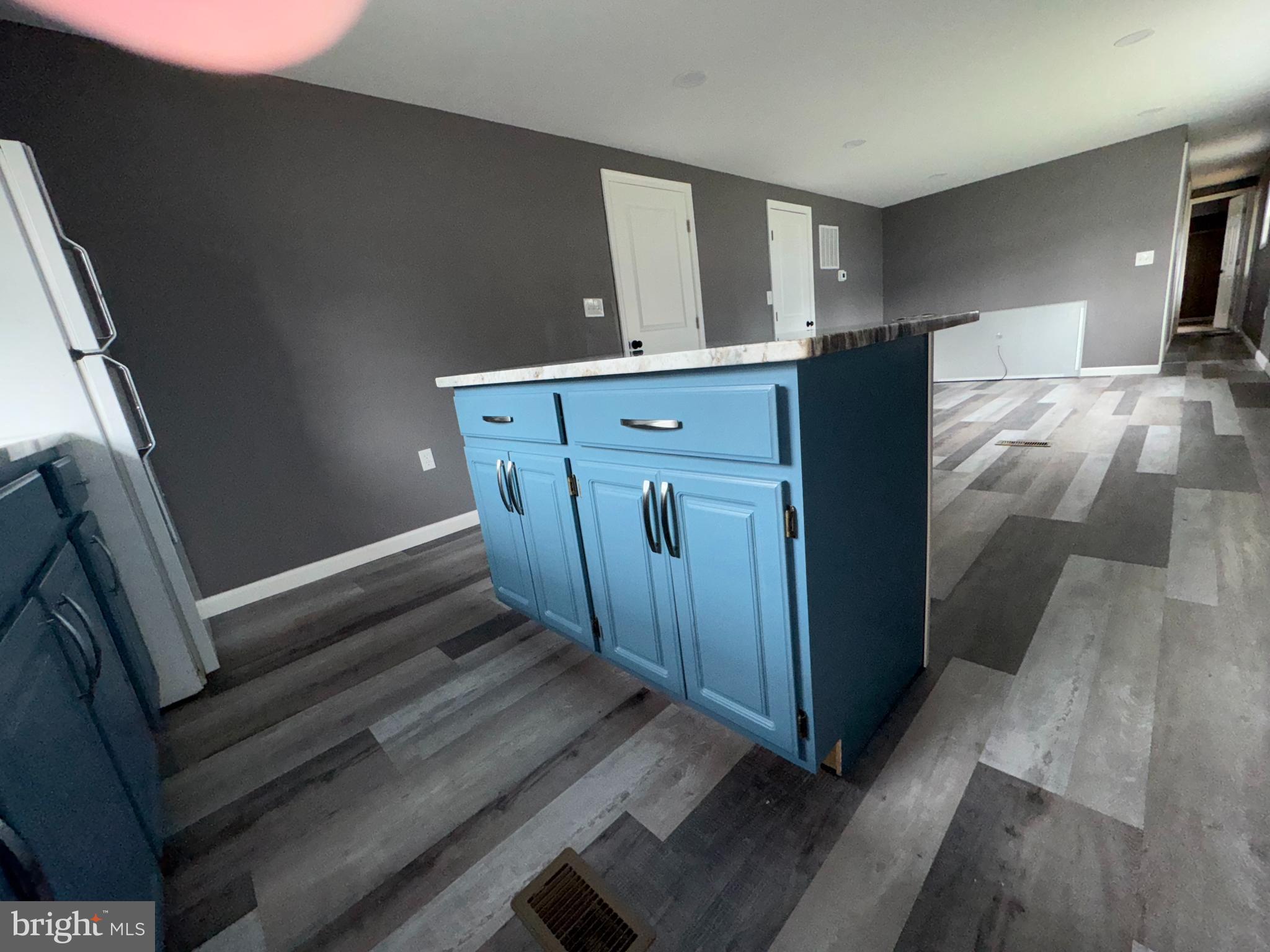 NORTH HAVEN - Residential