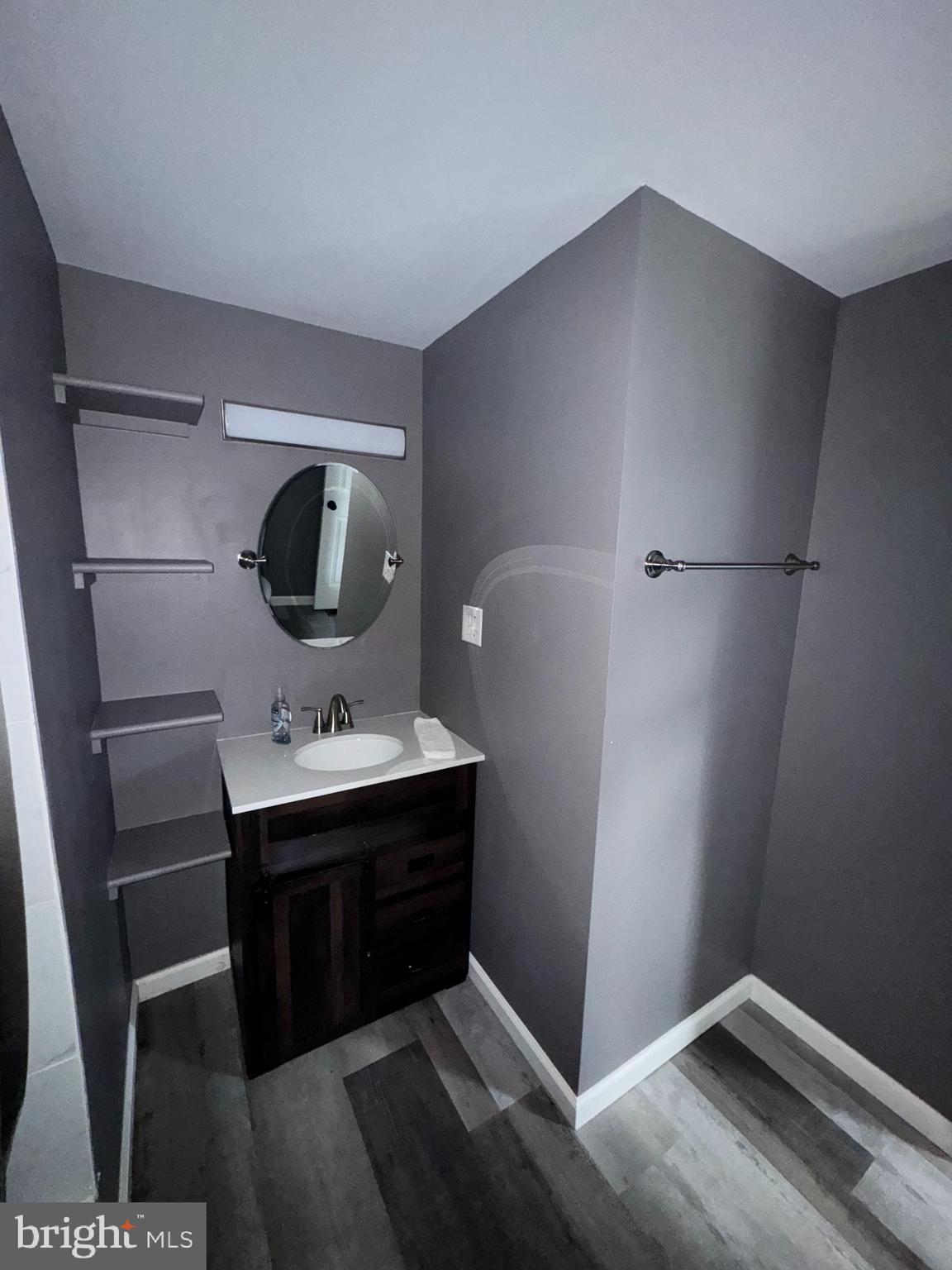 NORTH HAVEN - Residential