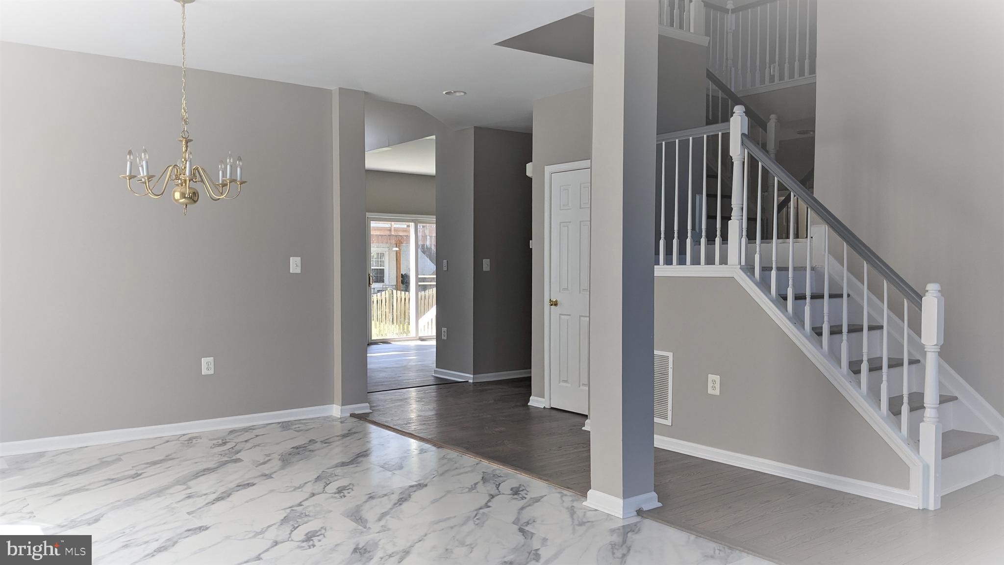 STRATFORD - Residential Lease