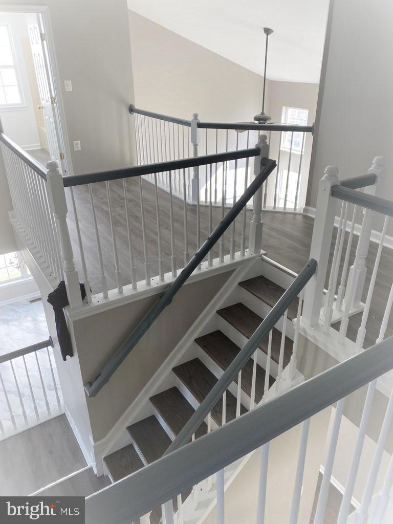 STRATFORD - Residential Lease