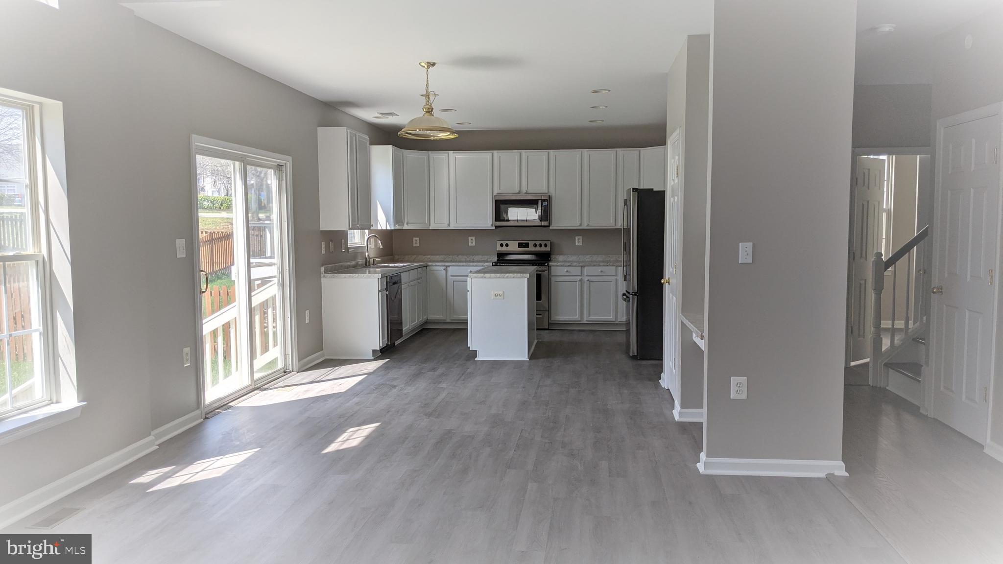 STRATFORD - Residential Lease