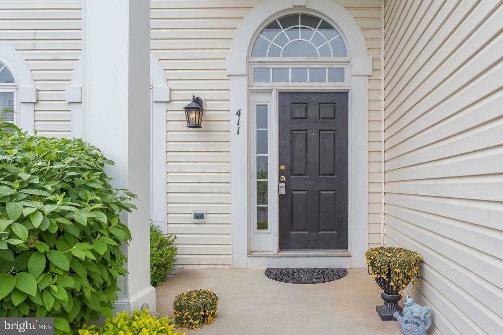 STRATFORD - Residential Lease