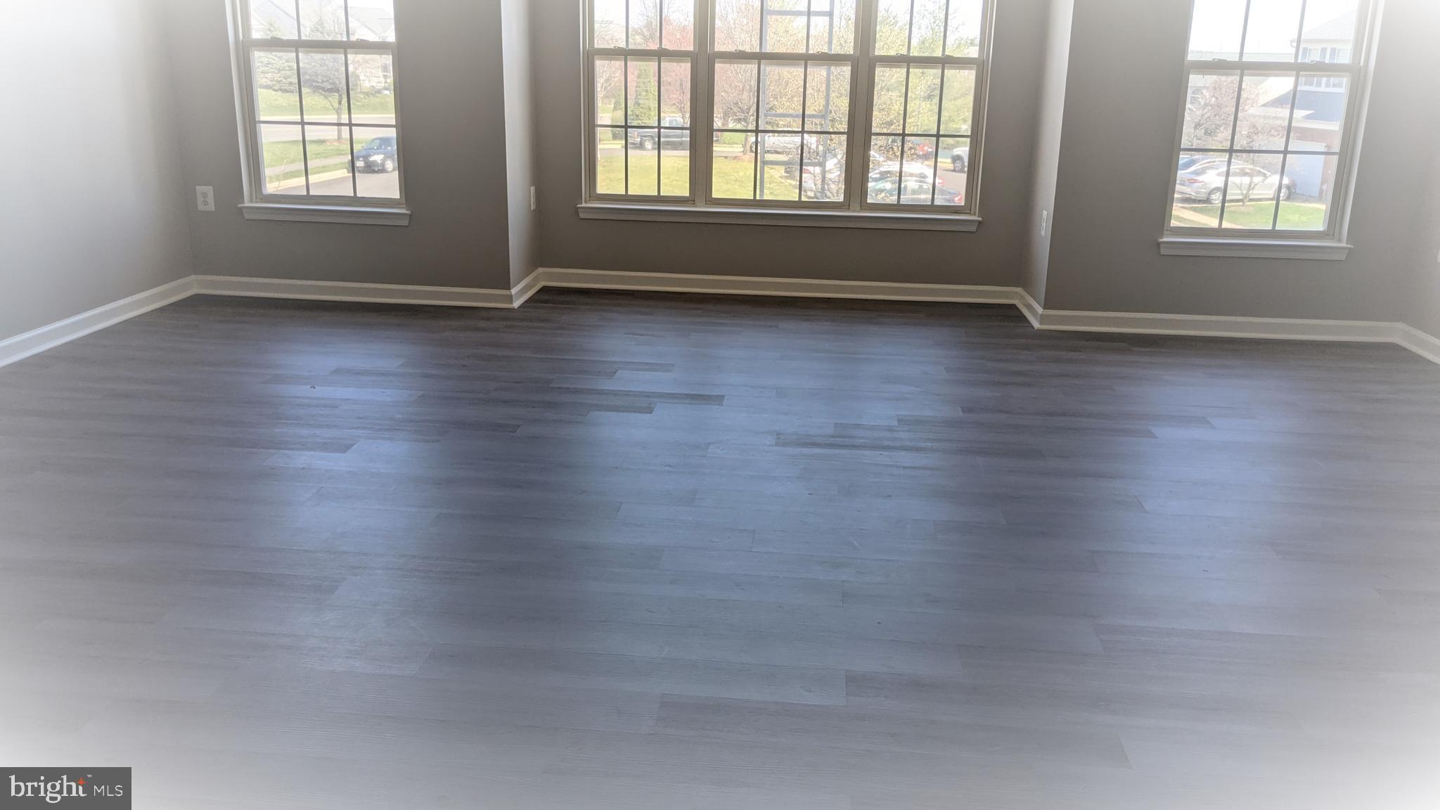 STRATFORD - Residential Lease